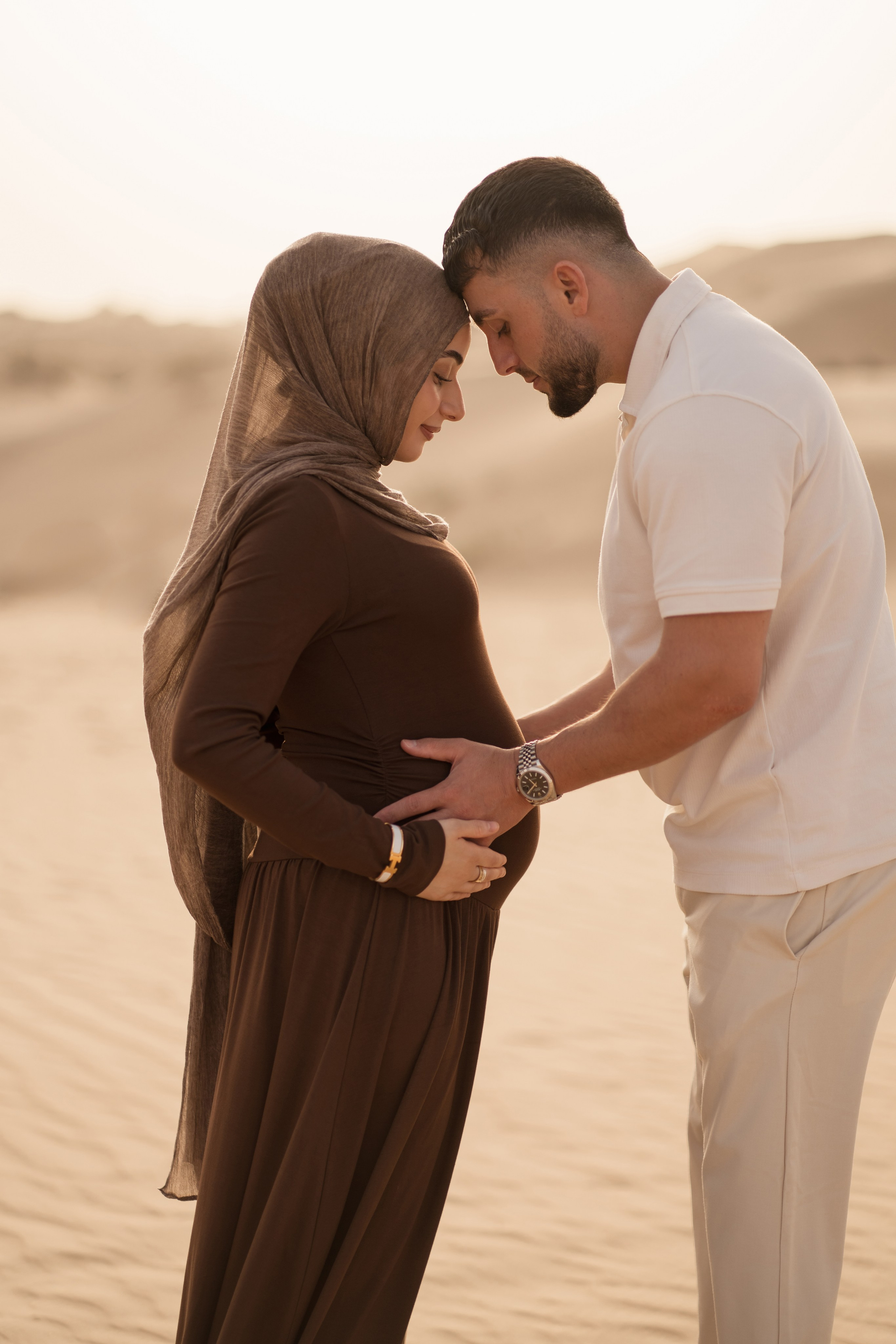Whispers of love. Angela Iakovleva — Family Photographer in Dubai