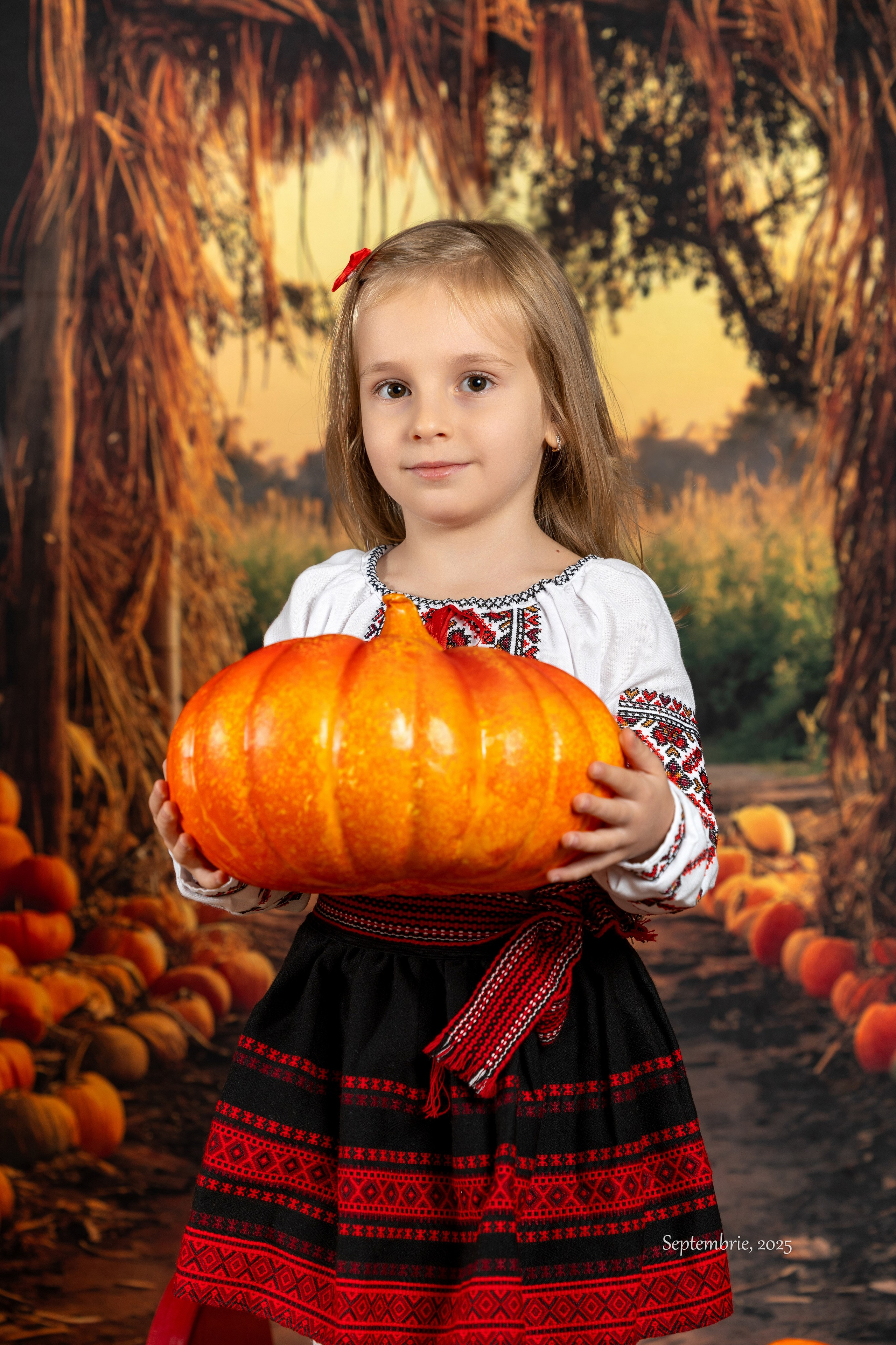 Recenzii. Albume de absolvire: gradinita, gimnaziu, liceu. Venete in Moldova