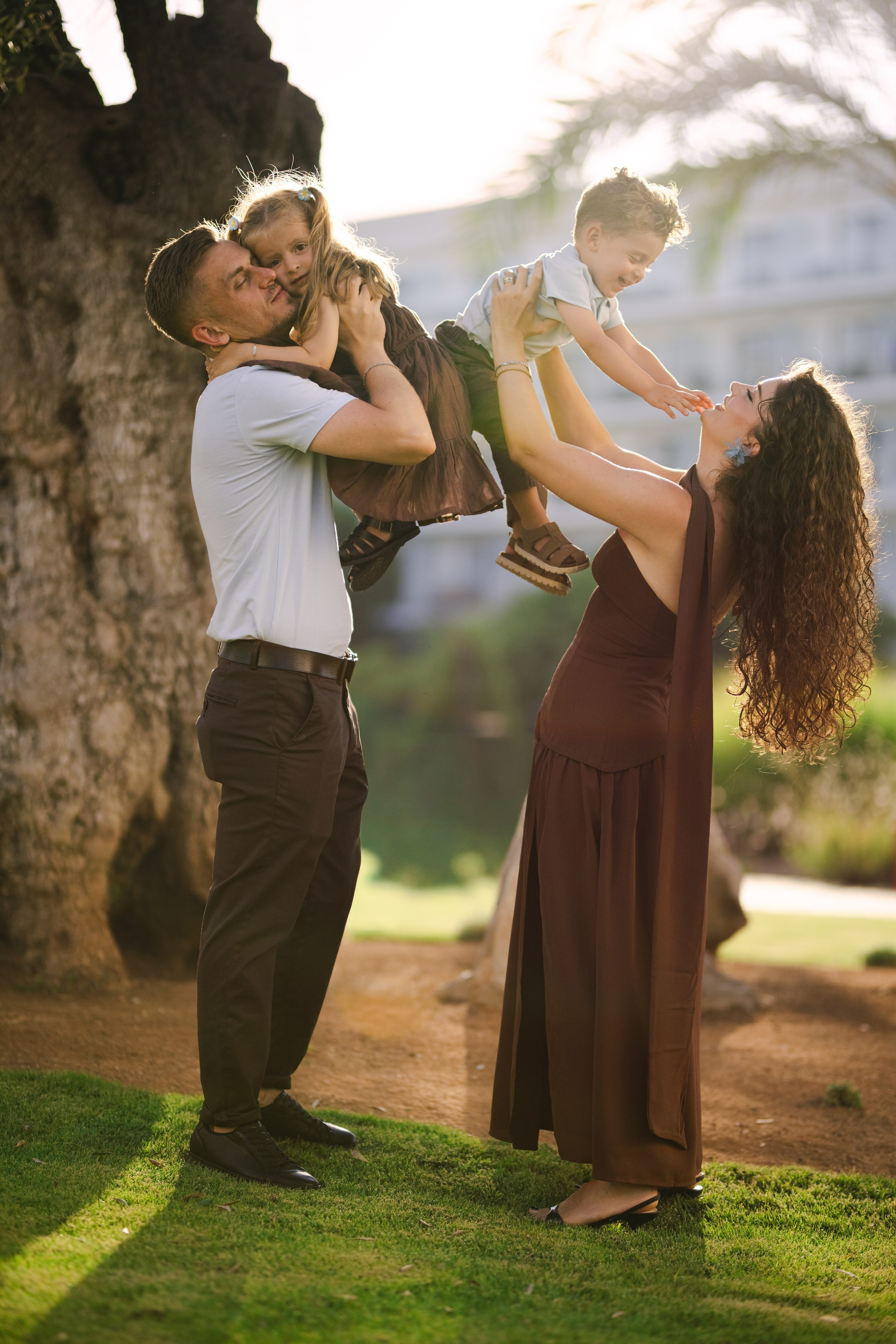 Family Photoshoot Mallorca Arenal — Natural Lifestyle Photography. Photographer in Mallorca