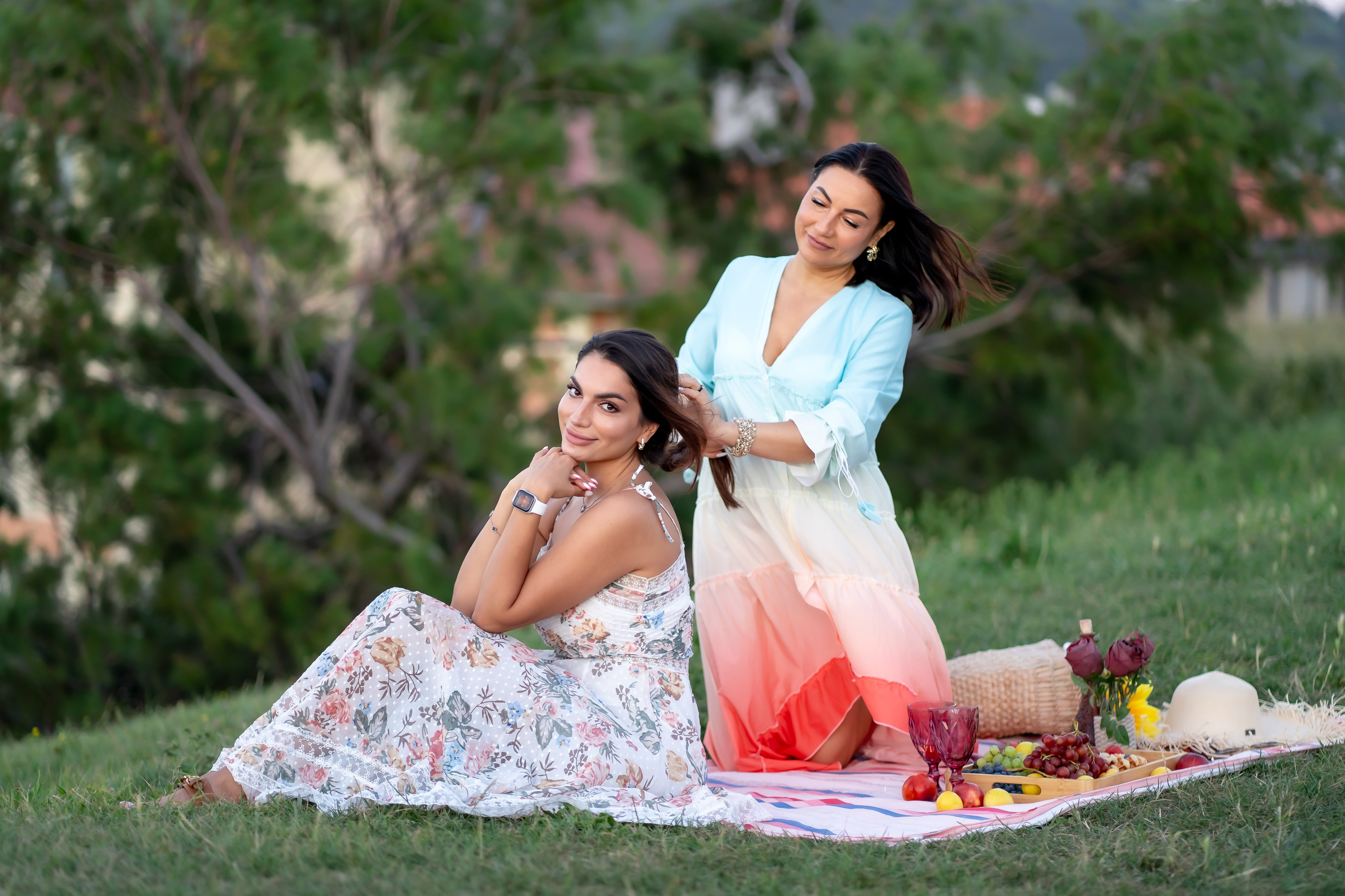 Misstina with mom🤍. Holigood foto y video reportaje de bodas en San Sebastián y Europa