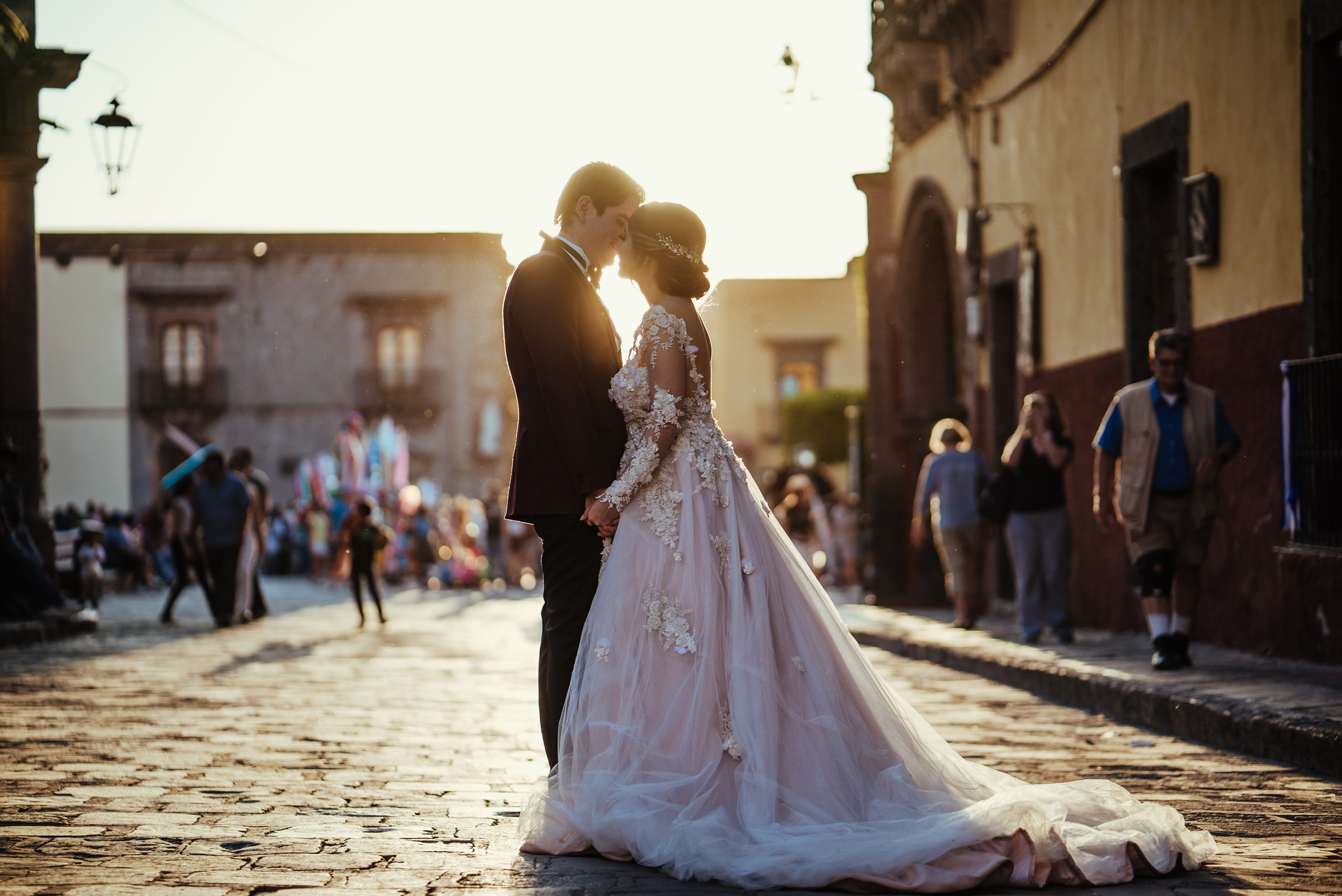 WEDDING PHOTOS. Wedding Photographer and Filmmaker in Guadalajara Mexico Abraham Linares