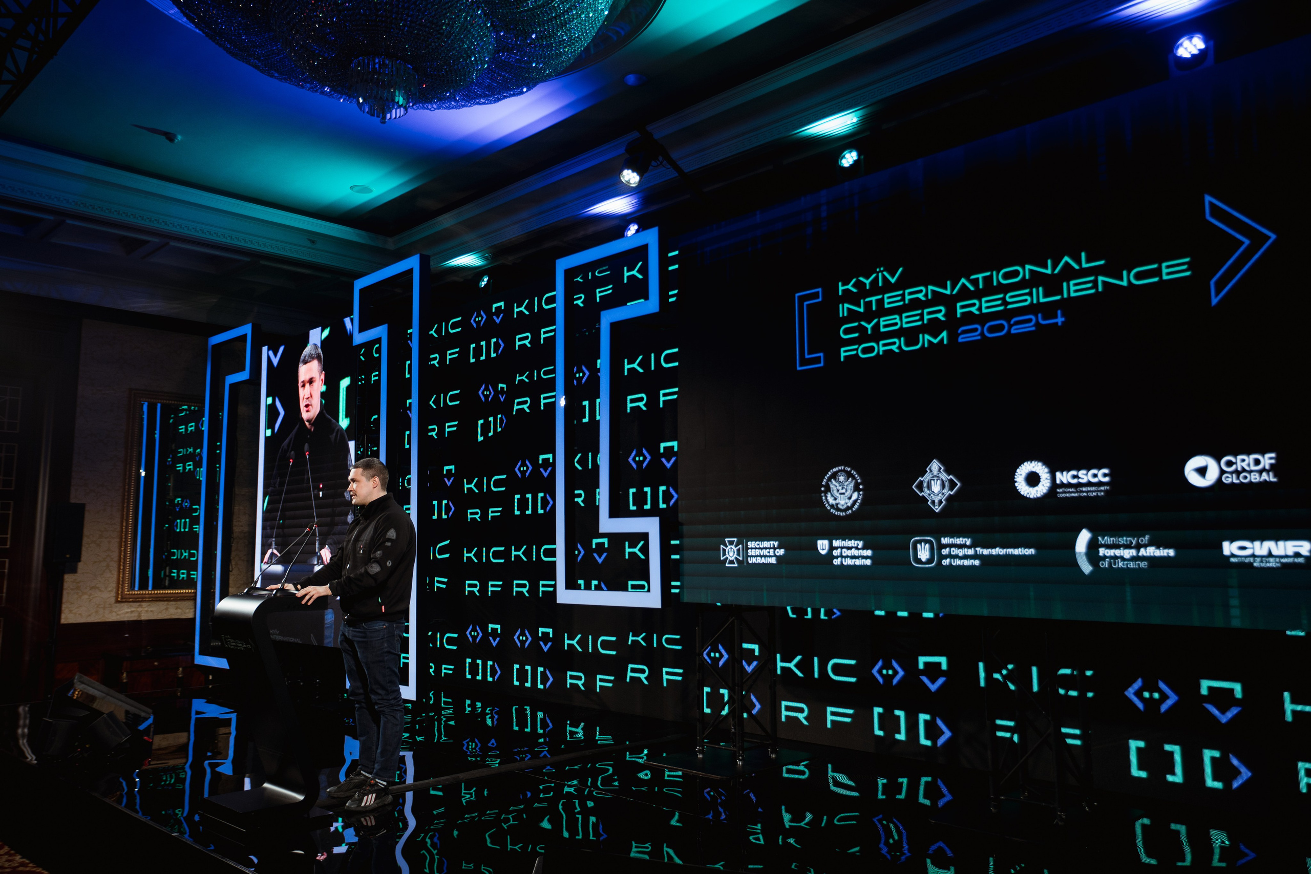 Cyber Resilience Forum. Kostiantyn Holinchenko. Reportage and portrait photographer