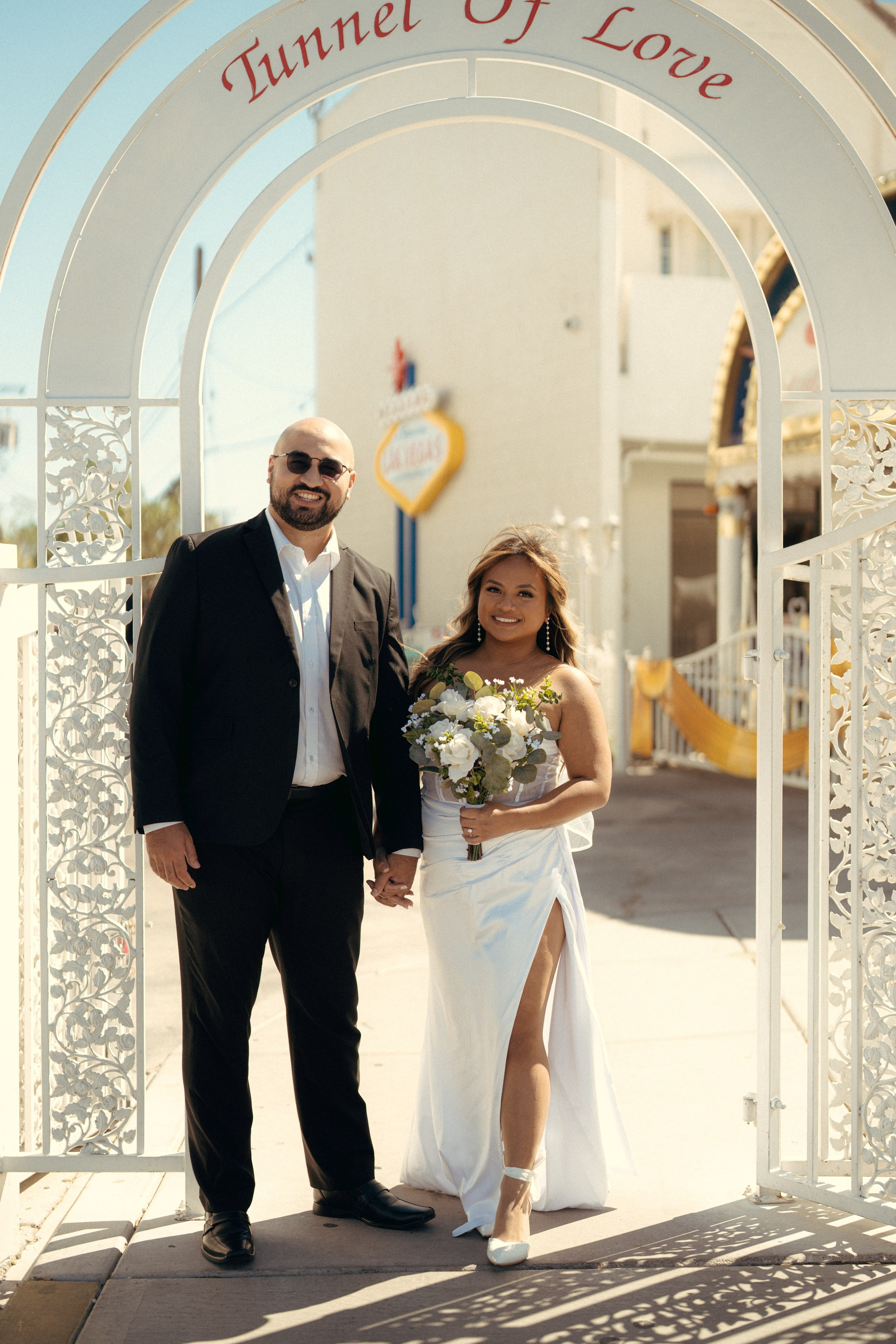 Kirsten&Ocran. Wedding & elopement photographer Viktoriya Kravtsov. Las Vegas
