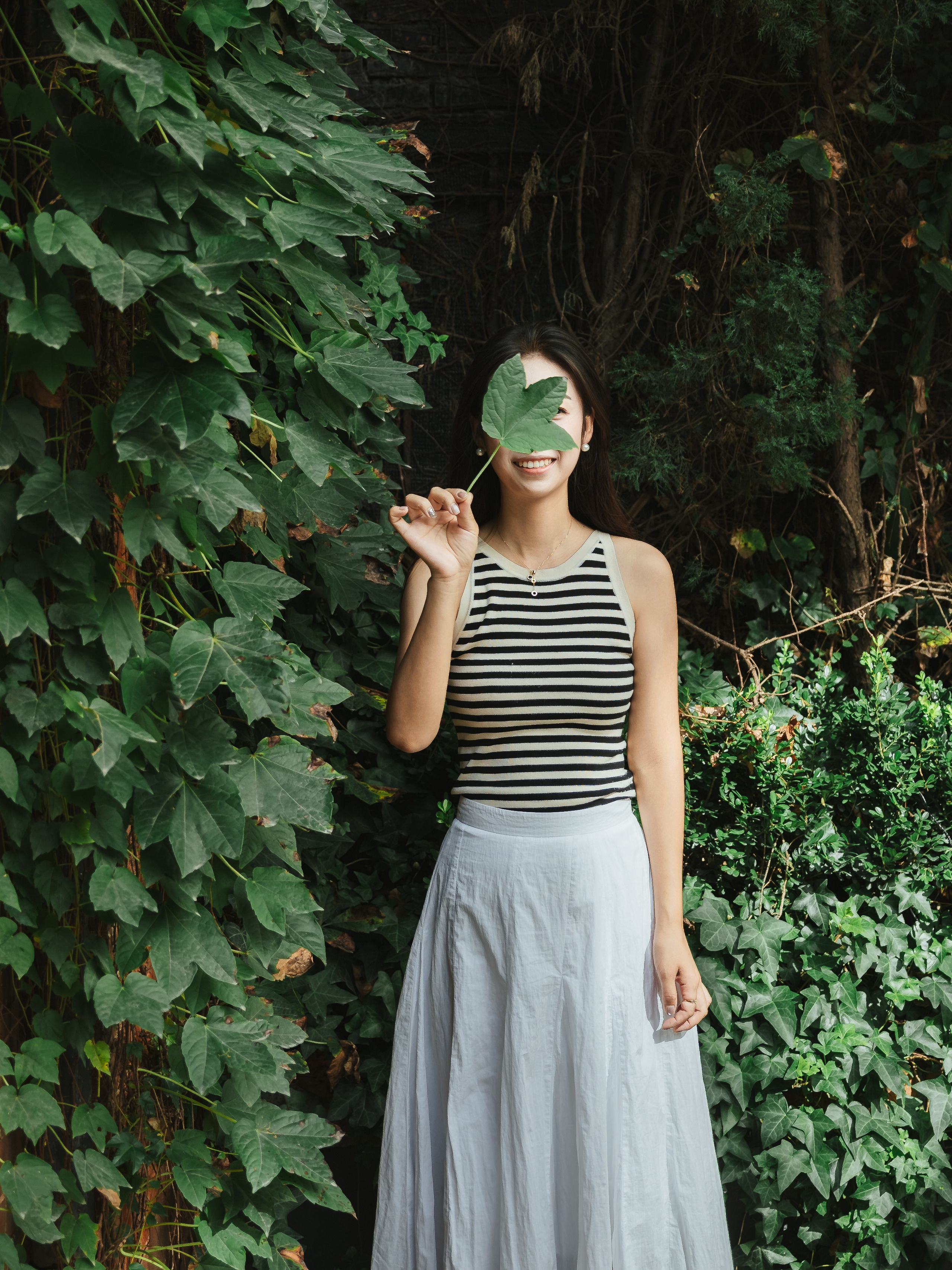 A Family of Three’s Urban Stroll in Shanghai. Shanghai Family Photographer Dora