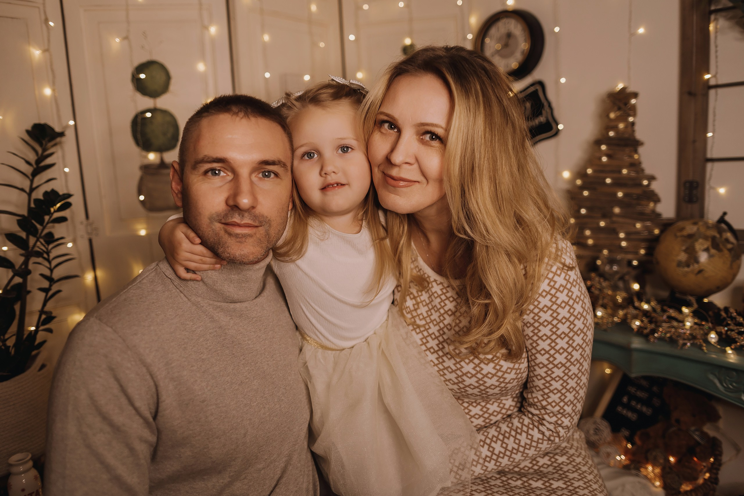 25.11.2023 Christmas Photoshoot. Wedding family event photographer in Chicago Nick Yushevich