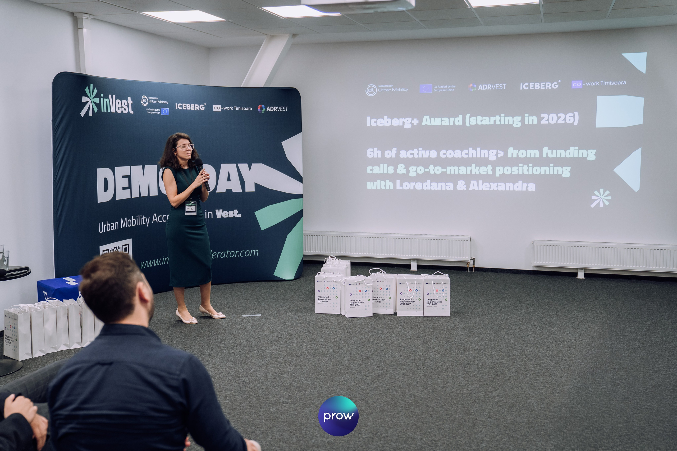 InVest DemoDay @ Cowork. Cozac Cristian Photographer