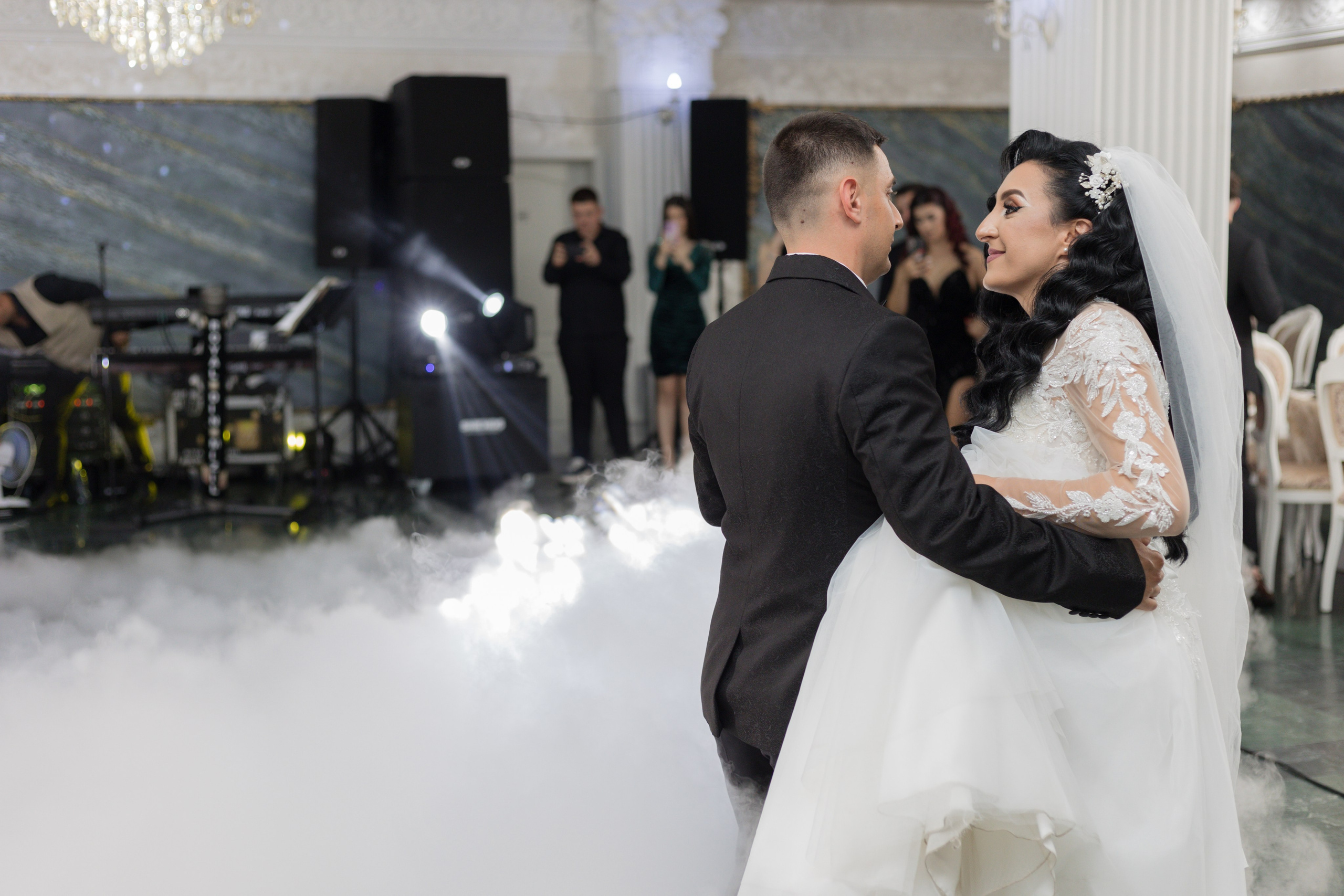 Malina & Alex. Fotograf si videograf — evenimente si studio