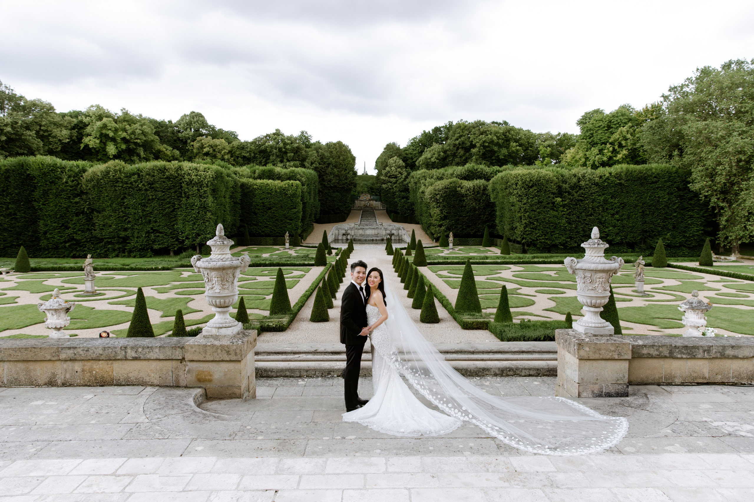 Nan & Brian | Château de Villette Wedding in France. Paris Wedding Photographer