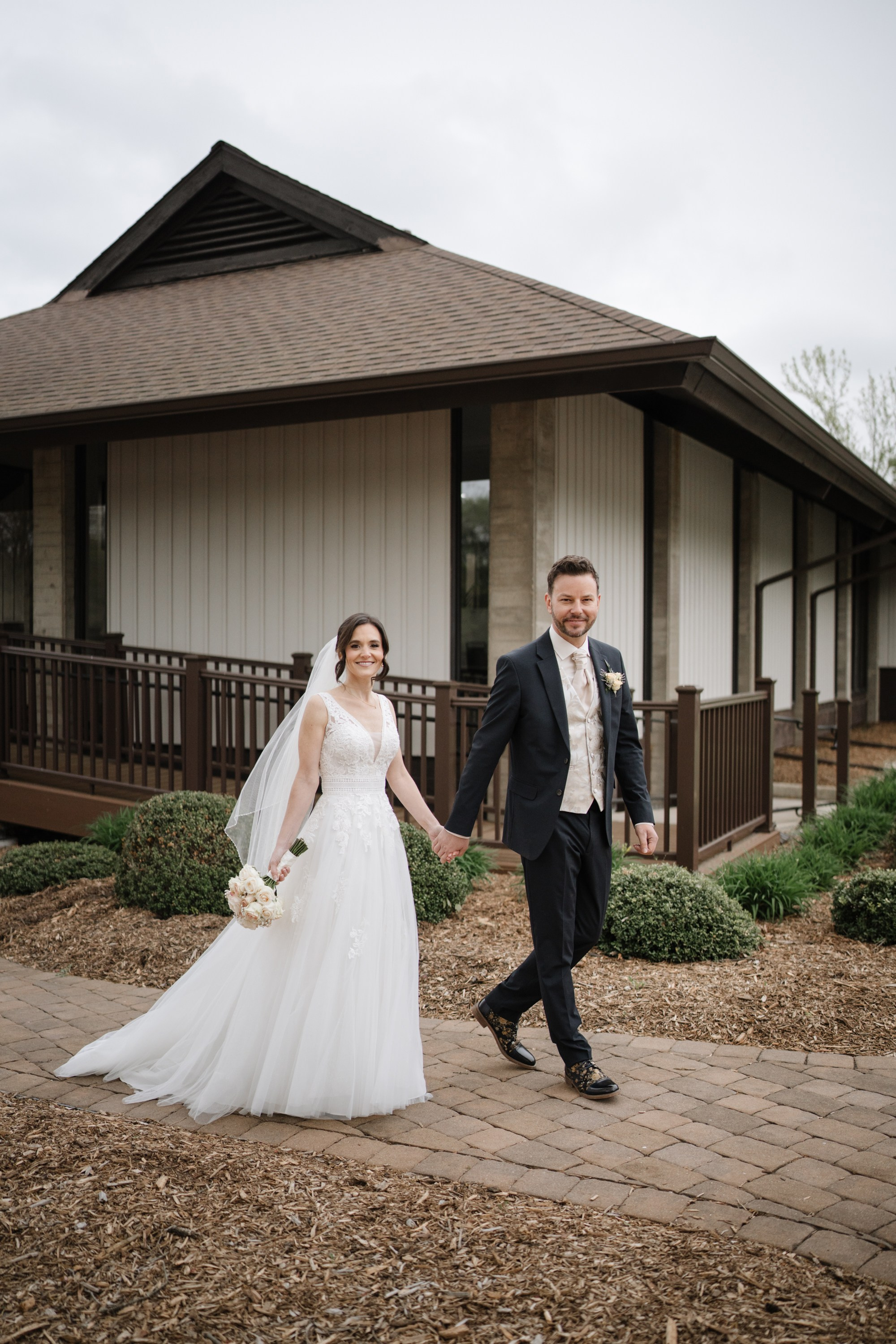 Liza and Jody. Philadelphia, PA. Portrait and wedding photographer in New York