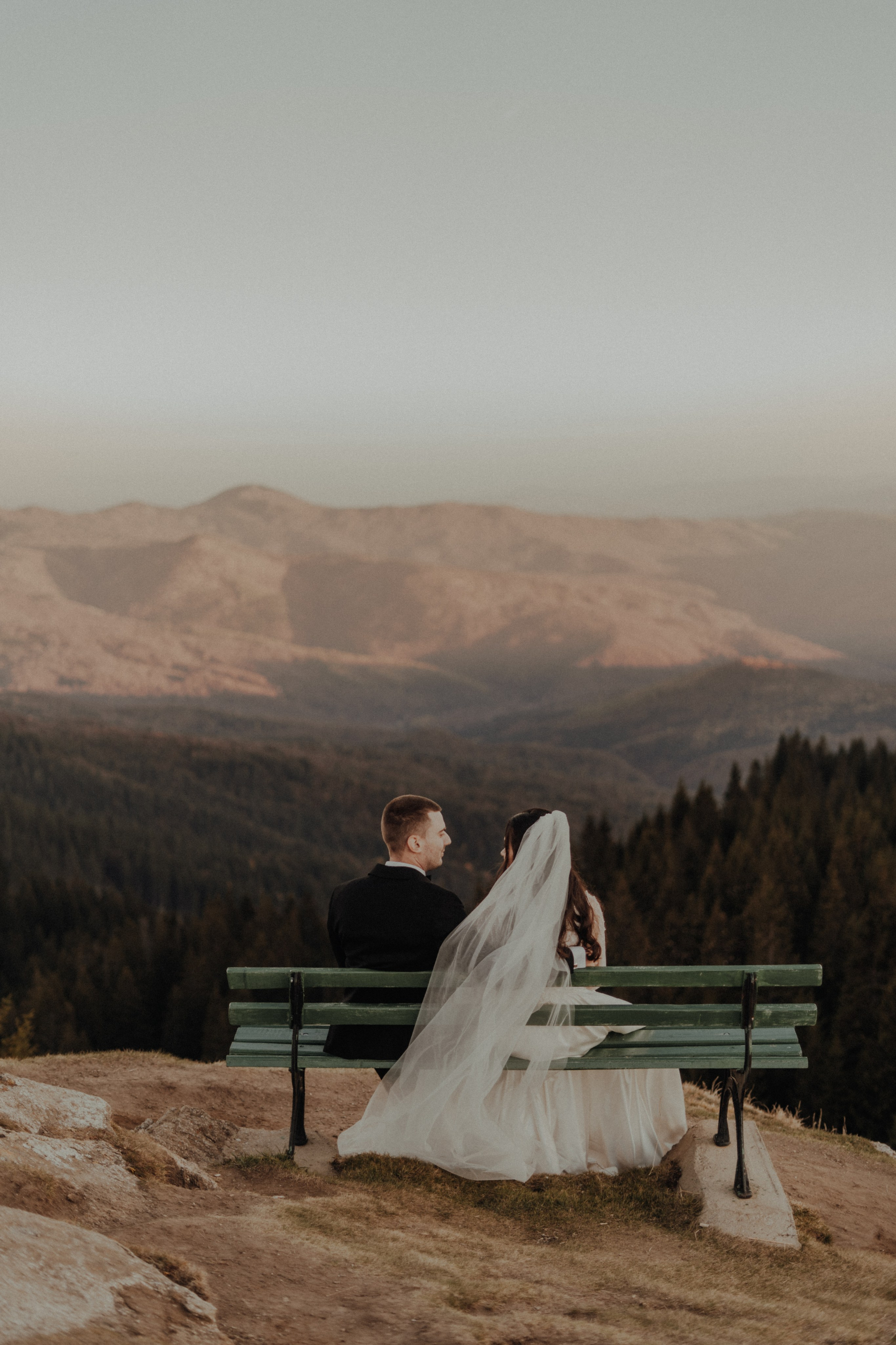 Trash the Dress- Andra & Andrei. Events photographer Paul Dafina