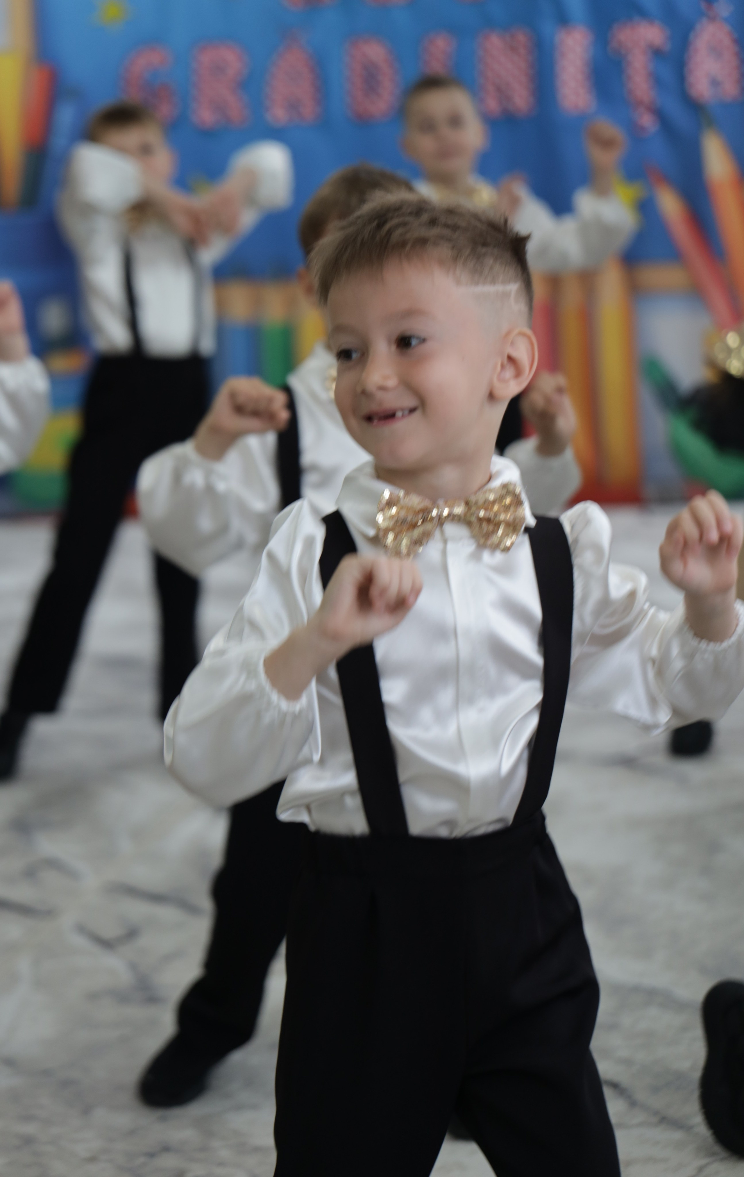 O filă de copilărie.... Alika Dia- Fotograf în Republica Moldova, Strășeni