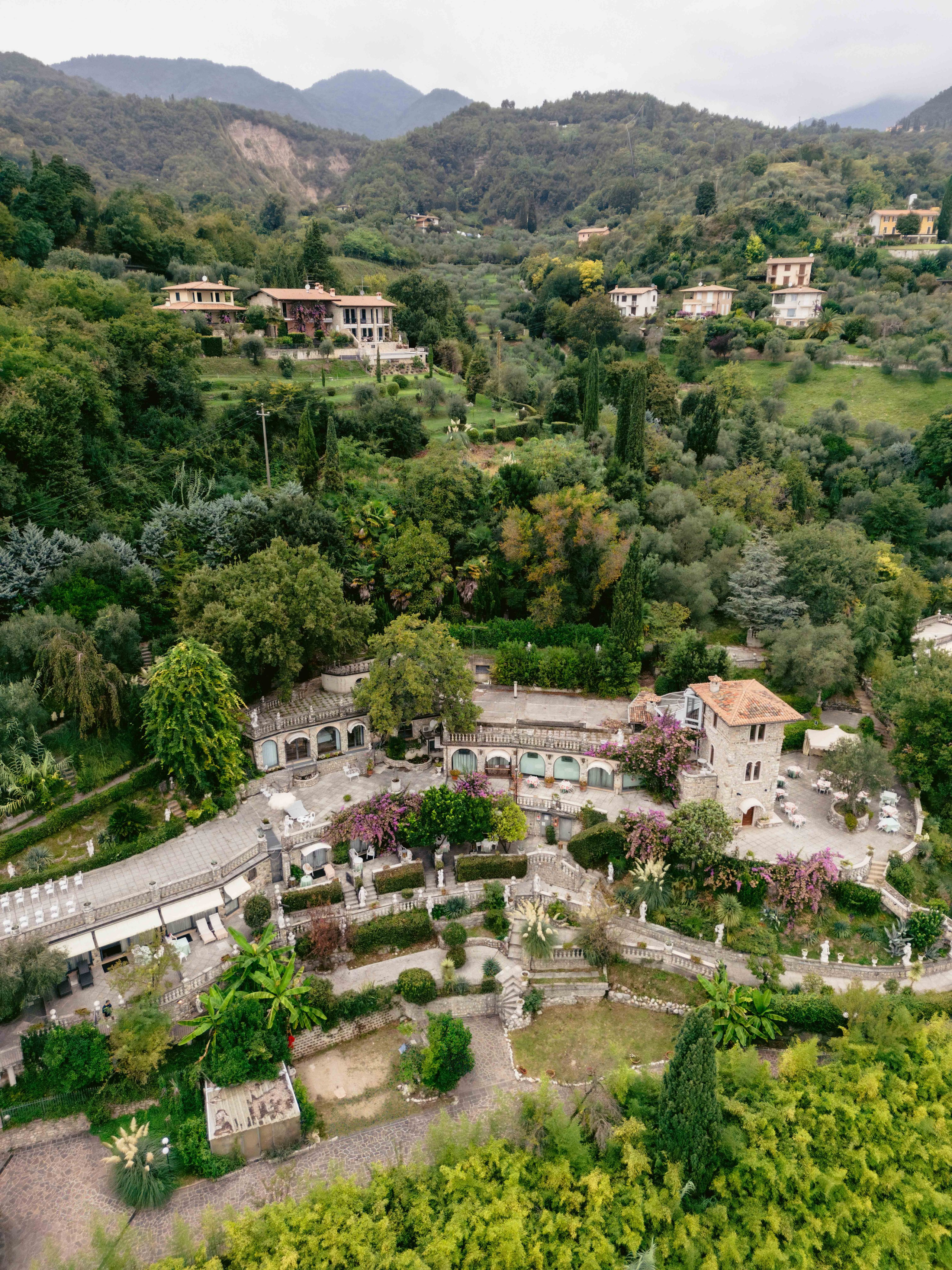 Wedding Lake Garda | Hotel Ville Montefiori. Hochzeitsfotograf Deutschland & Destination Weddings | Moderne Hochzeitsfotografie