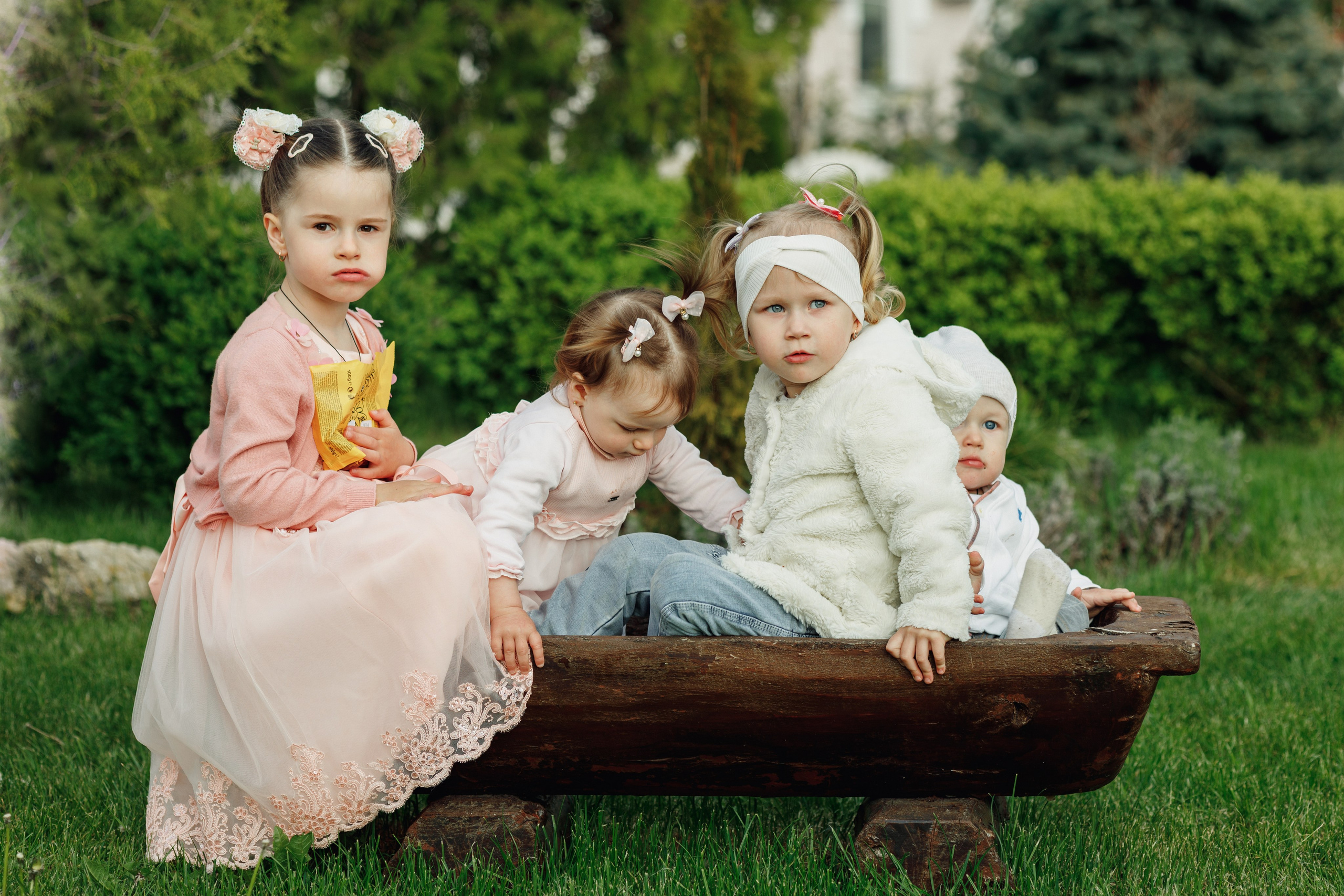 Familia Anton. Fotograful evenimentului tău