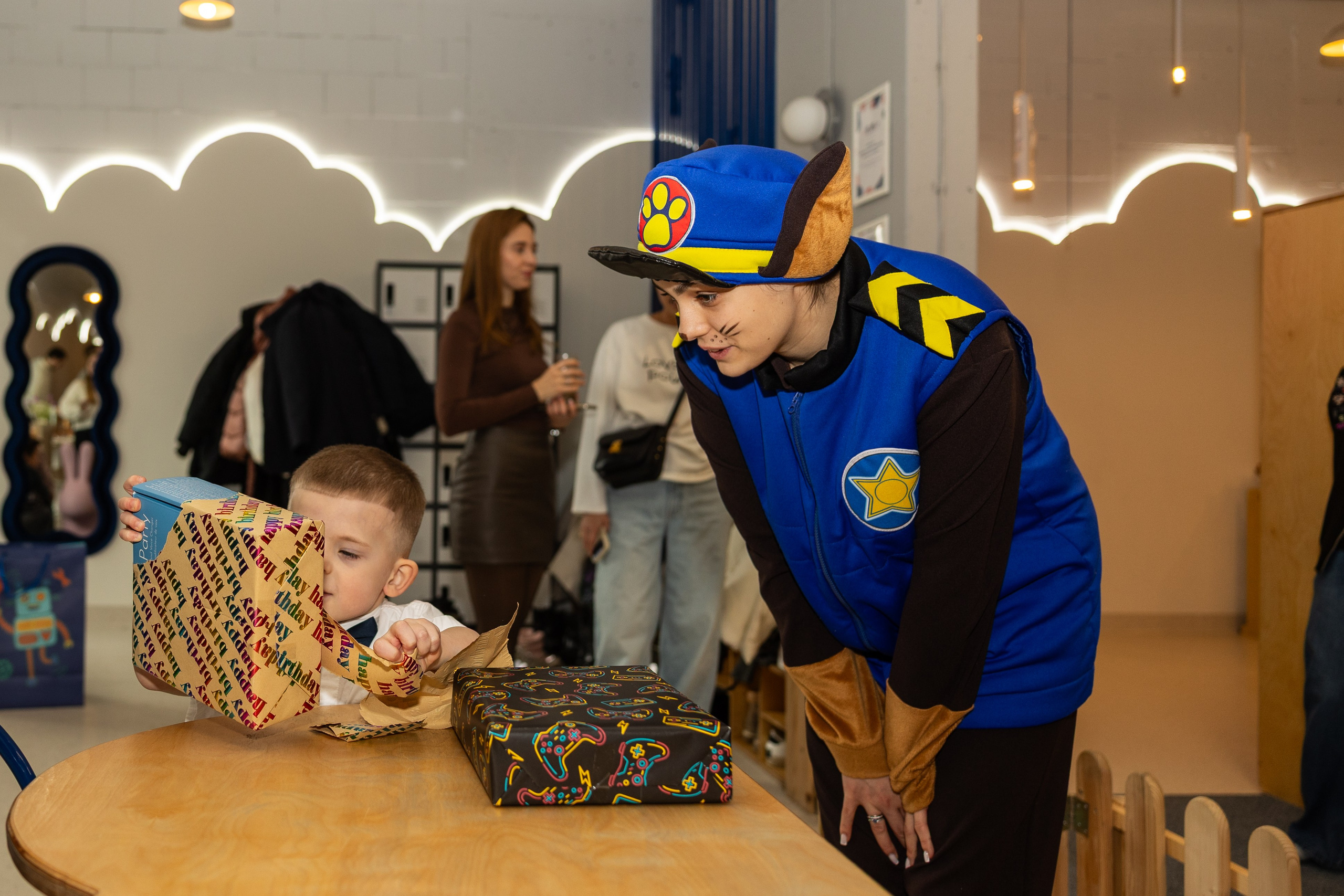 День рождения Артёма 24 января 2026 года. Семейный и детский фотограф в Варшаве Мила Бобровская