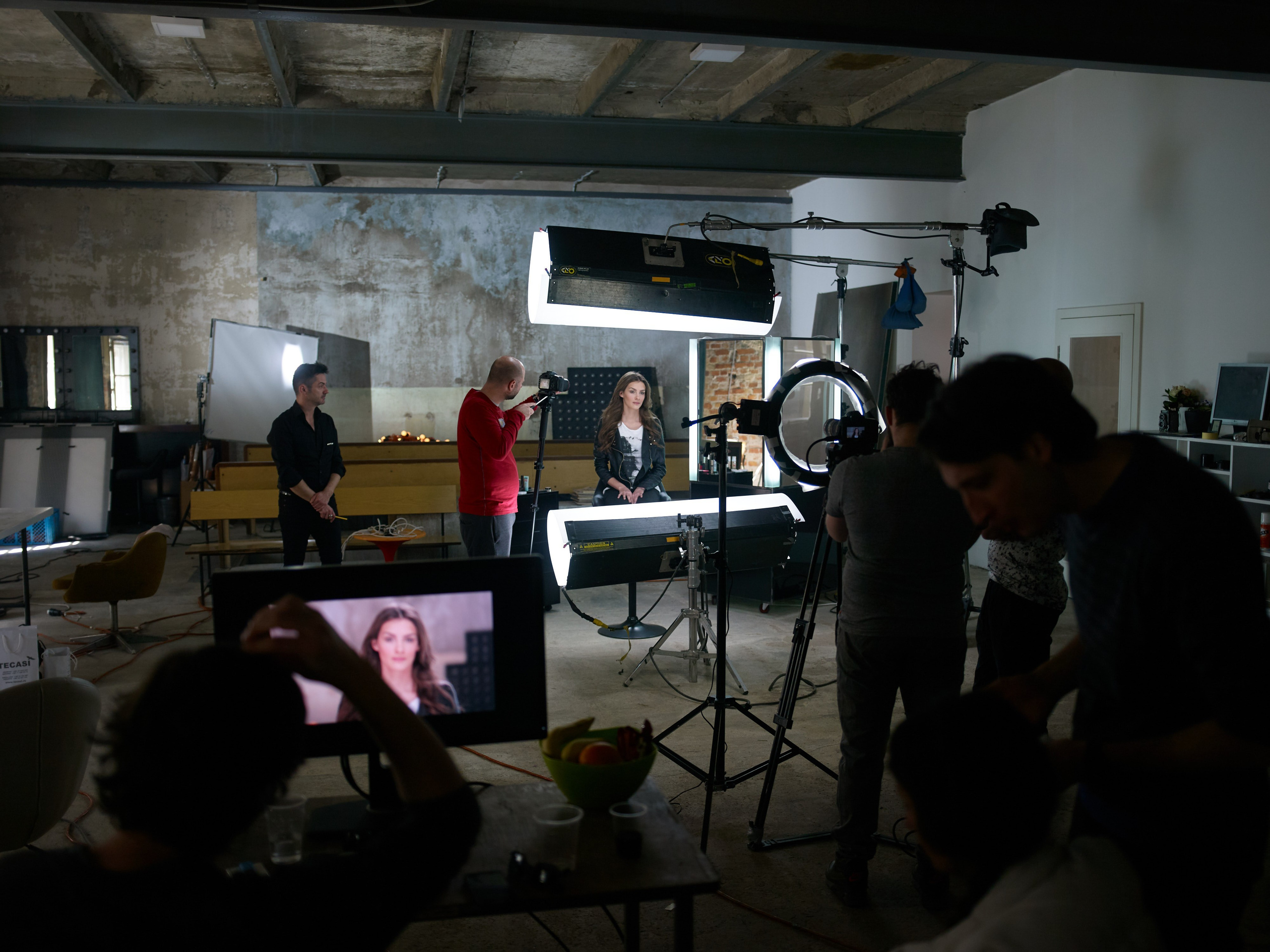 Studio Photogenic. Commercial and studio photographer in Belgrade