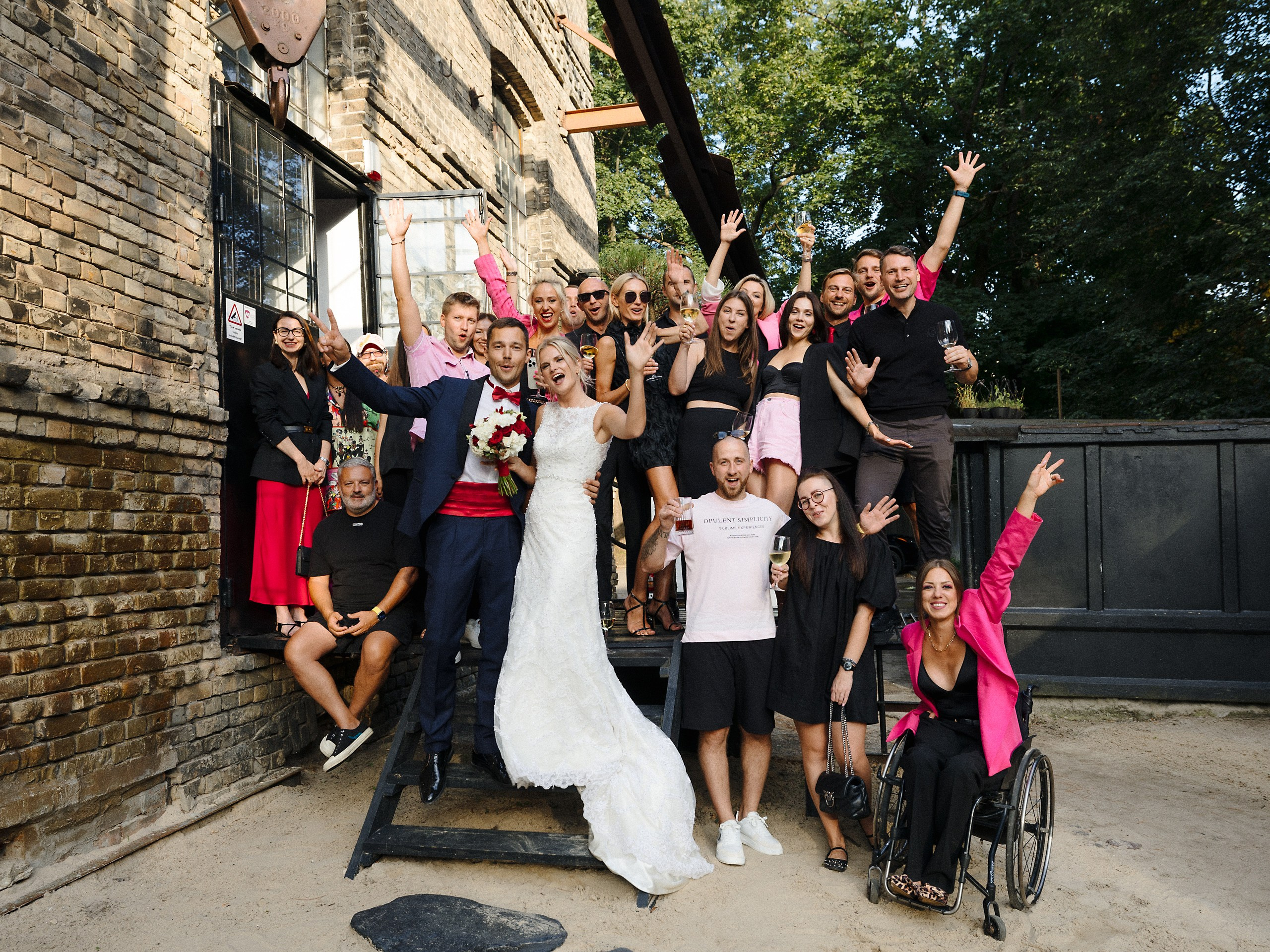 Фотосессия на 10-летний юбилей свадьбы — церковь и природа. Евгений Тимофеев | Свадебный и контент-фотограф и видеограф в Риге