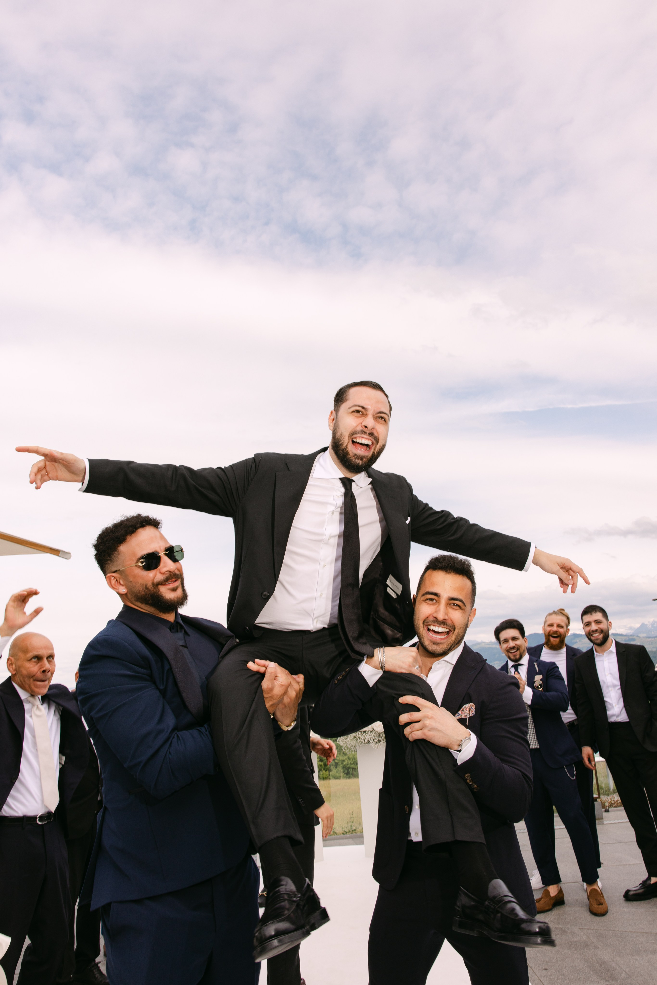 Unvergessliche Hochzeit am Zürichsee: Landgasthof Halbinsel Au. Familien- & Hochzeitsfotografin Schweiz. Valeria Diaz in Zürich und Umgebung