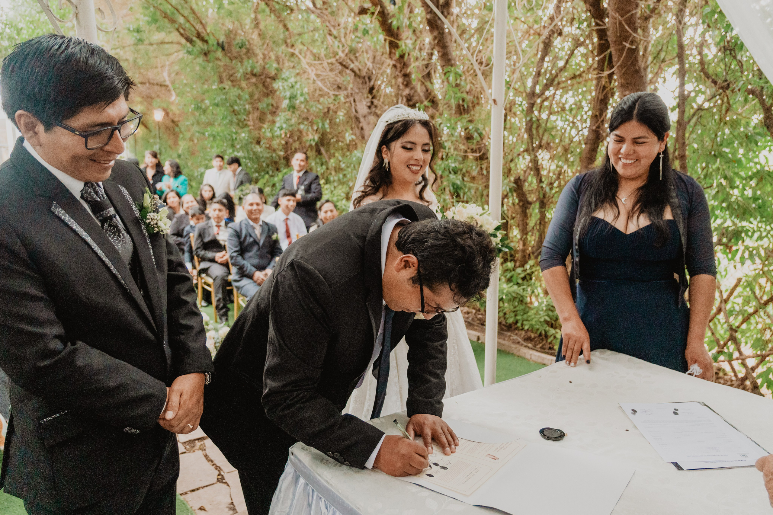 FERNANDO + MARIBEL | BODA RELIGIOSA. Studio KVTA | Fotografía y Video de Bodas en Arequipa
