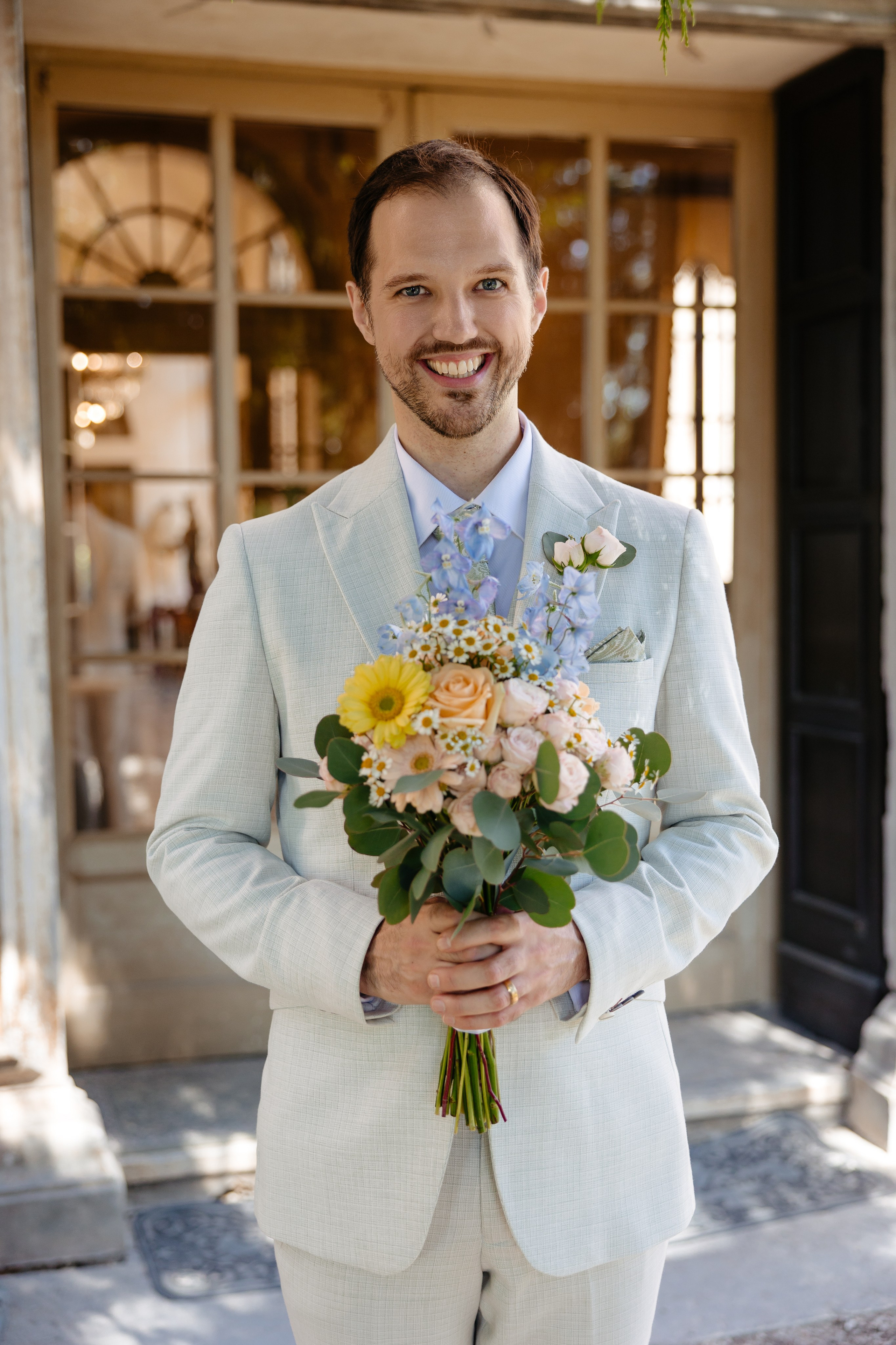 Lars & Antonia, Location: Castello Bevilacqua. Victoria Cojocaru Photography