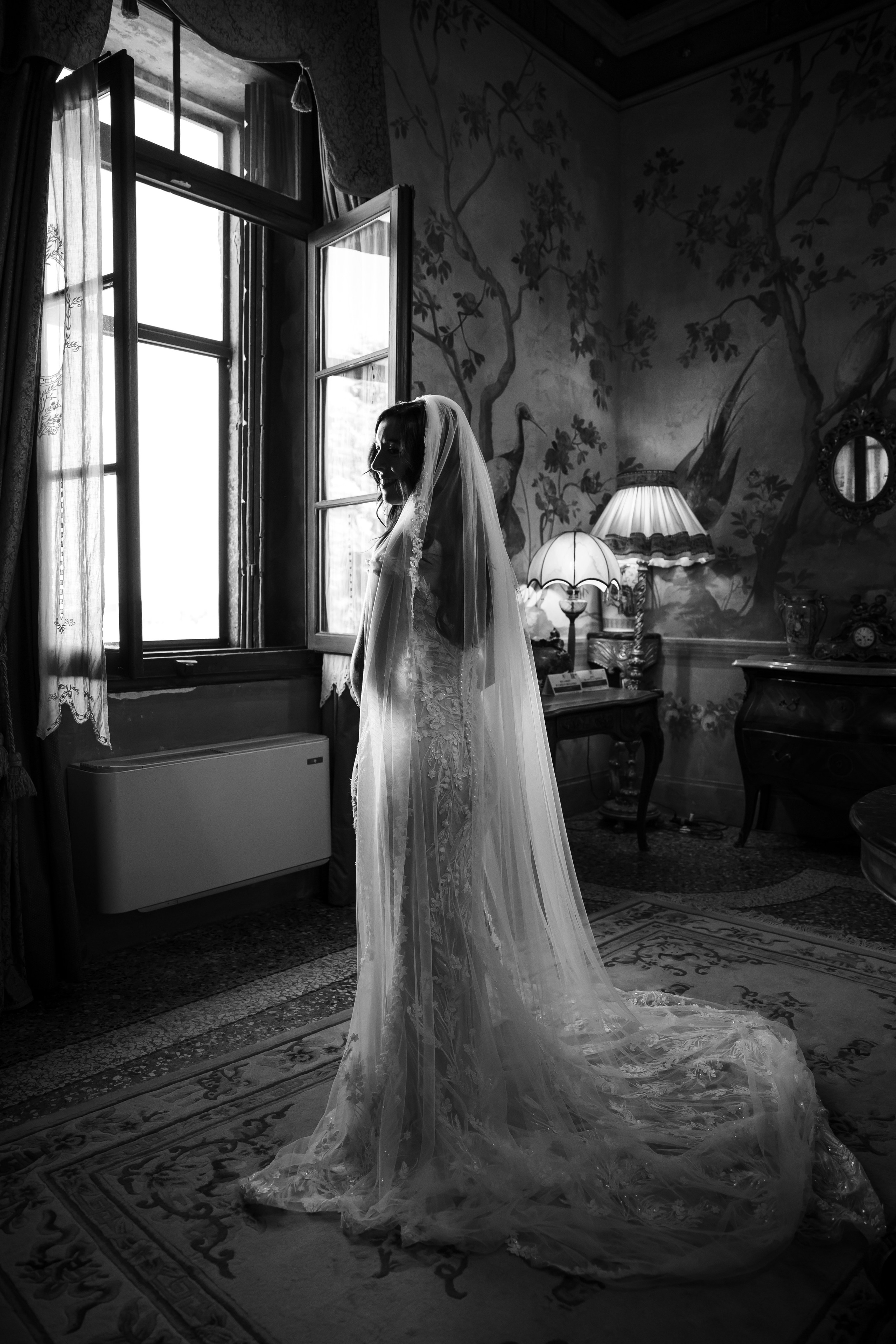 Lars & Antonia, Location: Castello Bevilacqua. Victoria Cojocaru Photography