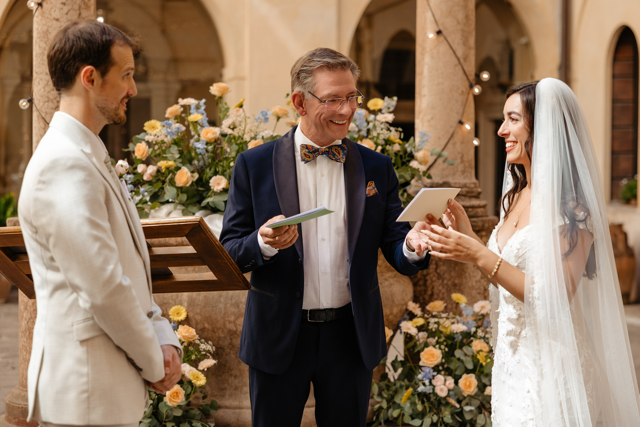 Lars & Antonia, Location: Castello Bevilacqua. Victoria Cojocaru Photography