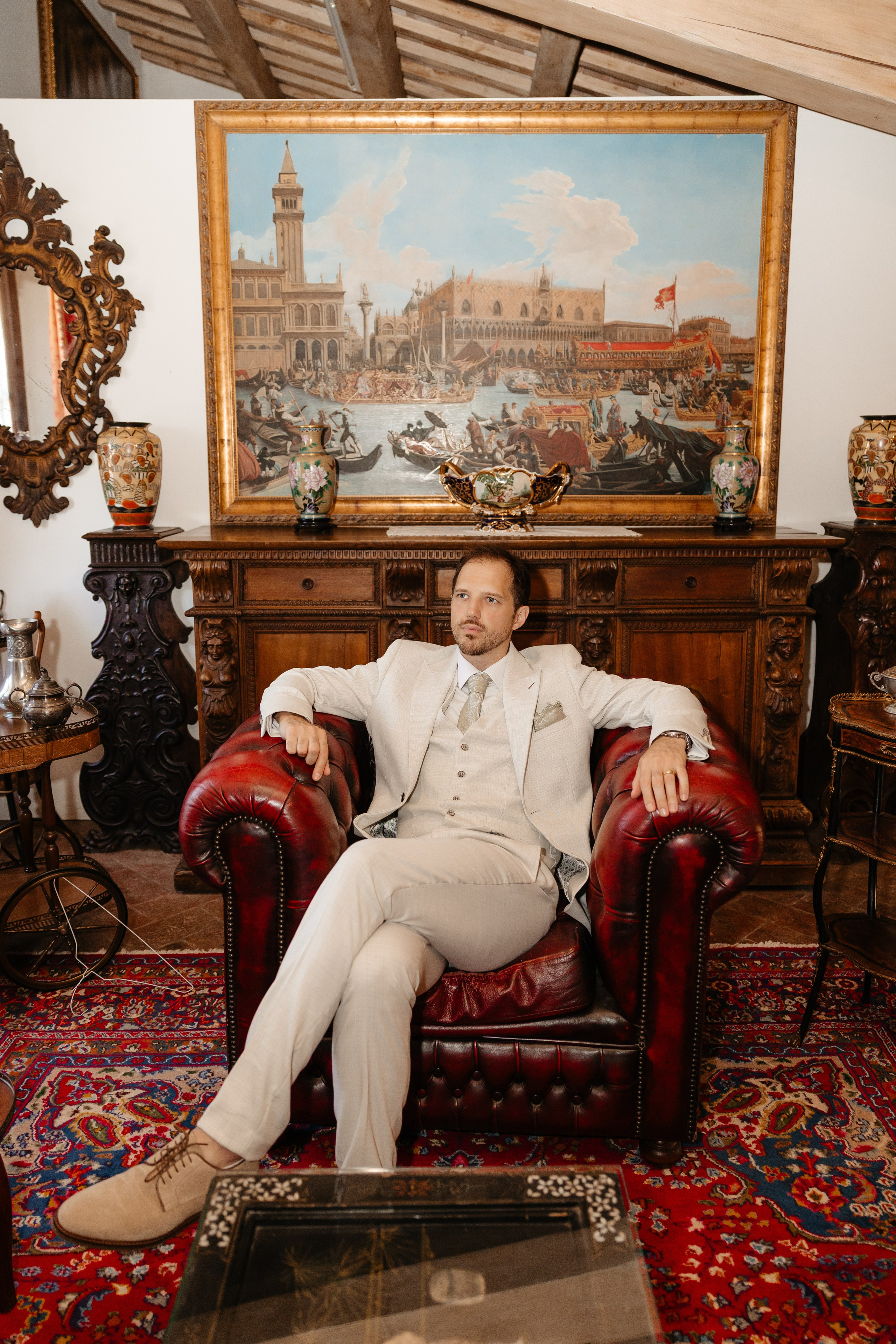 Lars & Antonia, Location: Castello Bevilacqua. Victoria Cojocaru Photography