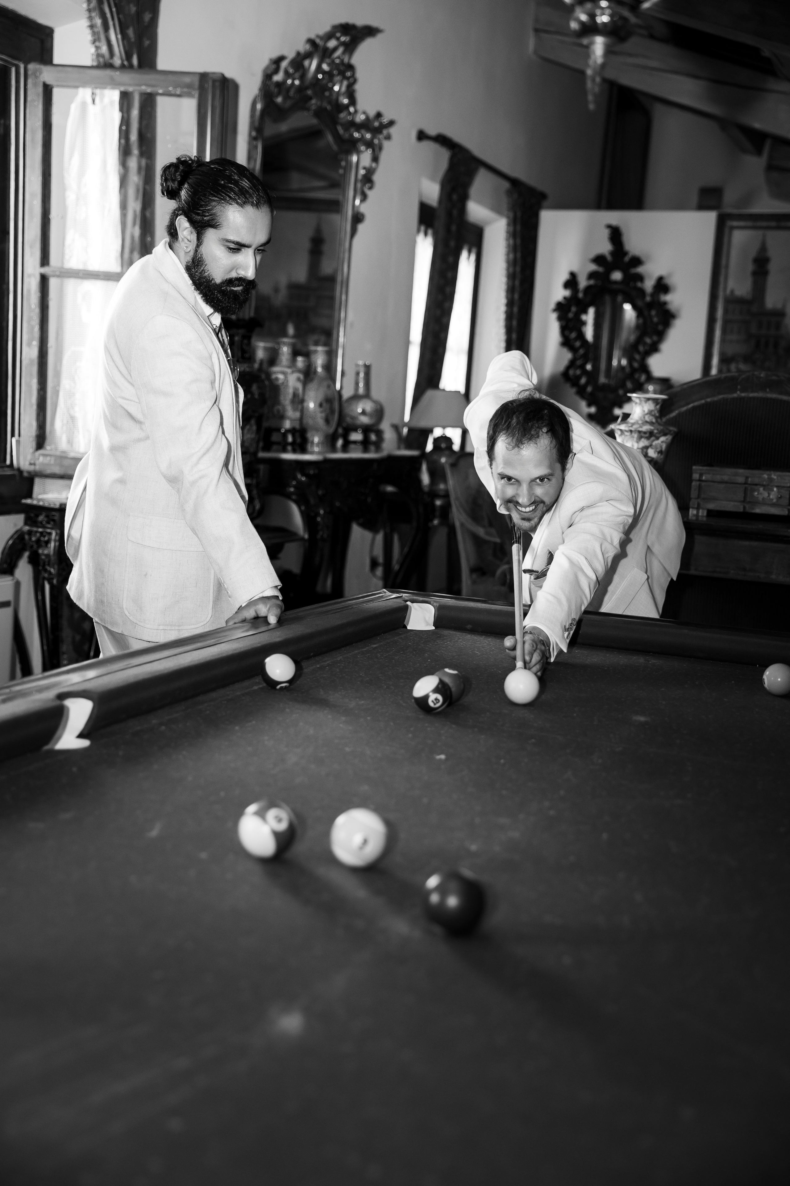 Lars & Antonia, Location: Castello Bevilacqua. Victoria Cojocaru Photography