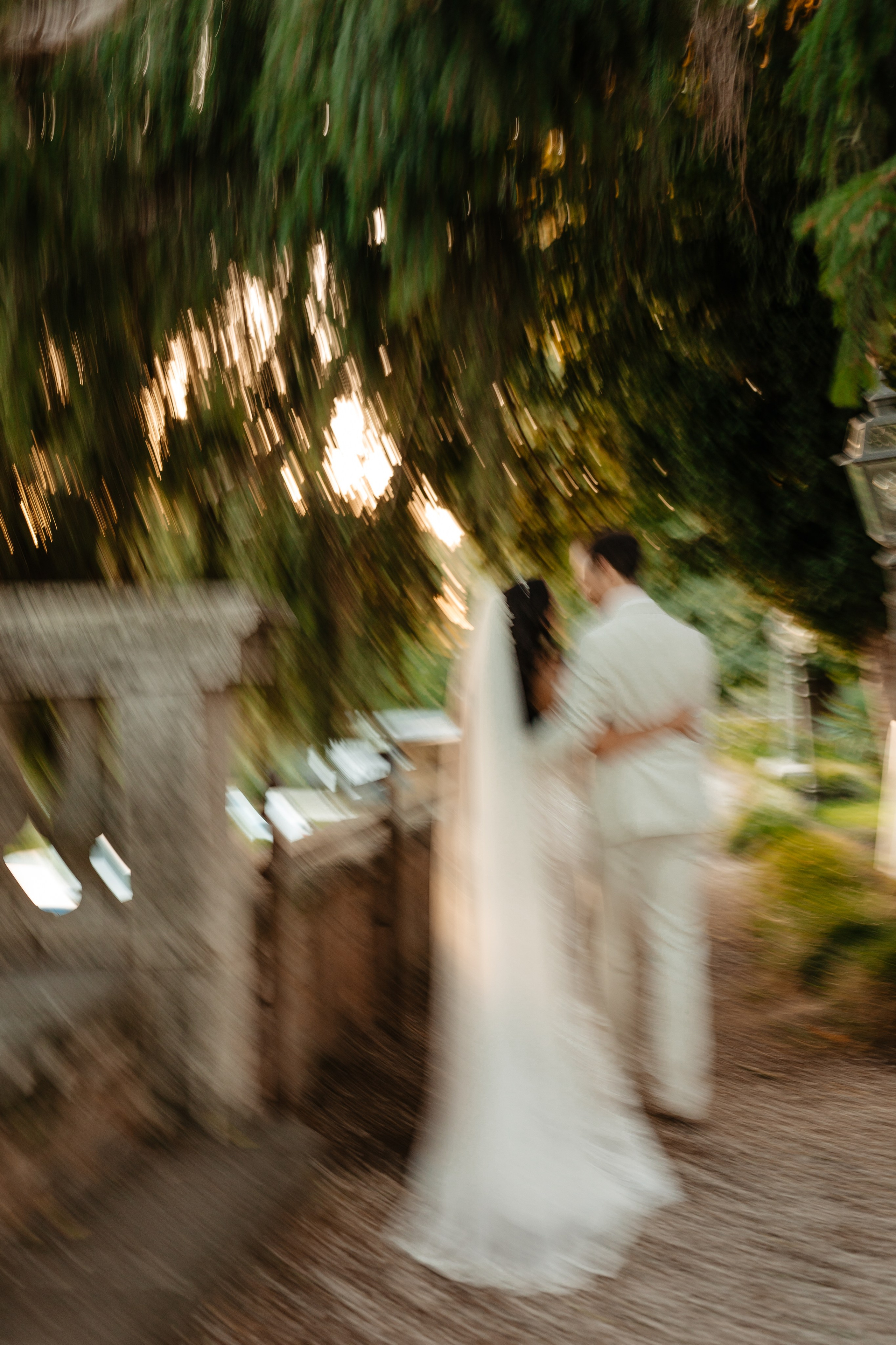 Lars & Antonia, Location: Castello Bevilacqua. Victoria Cojocaru Photography