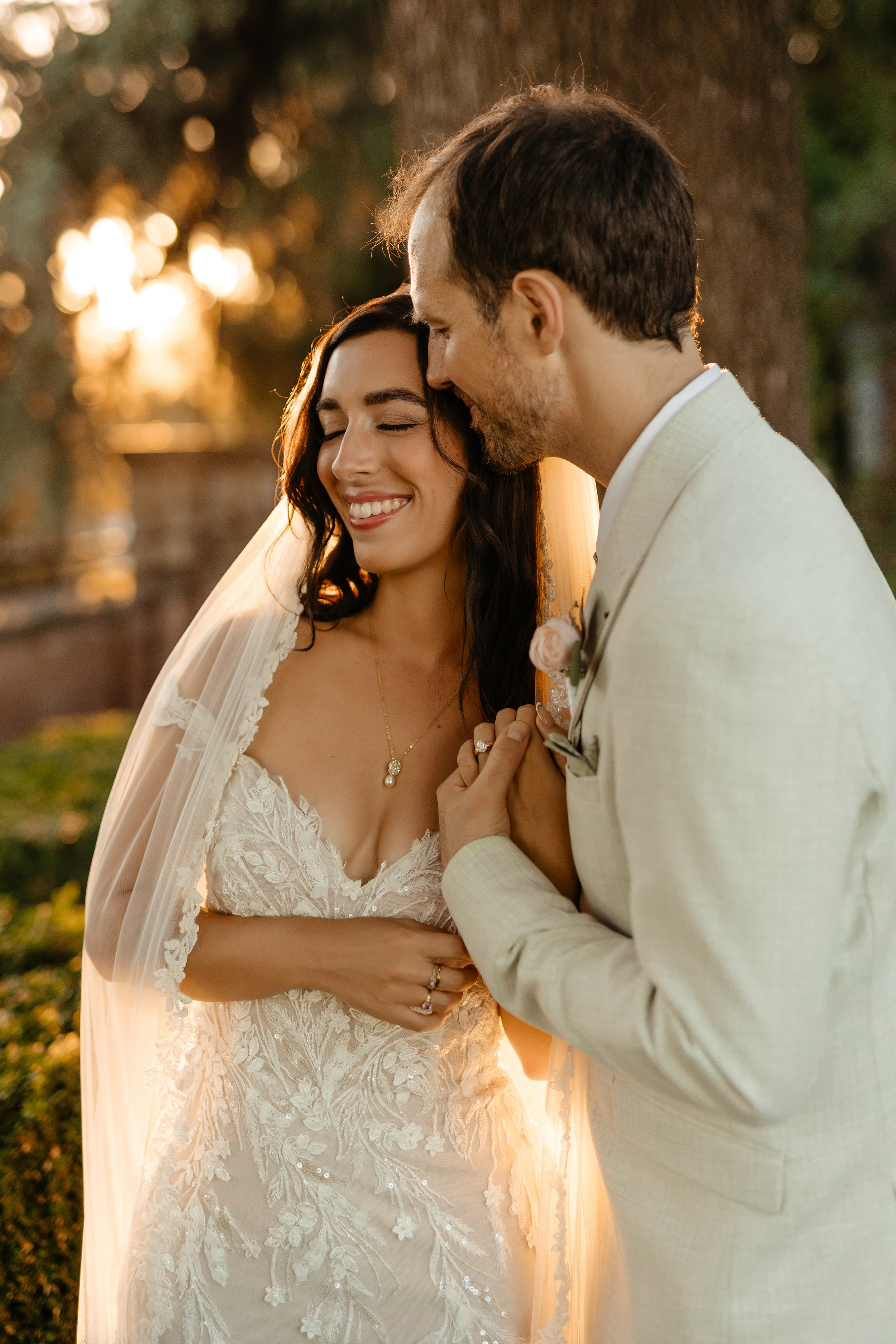 Lars & Antonia, Location: Castello Bevilacqua. Victoria Cojocaru Photography