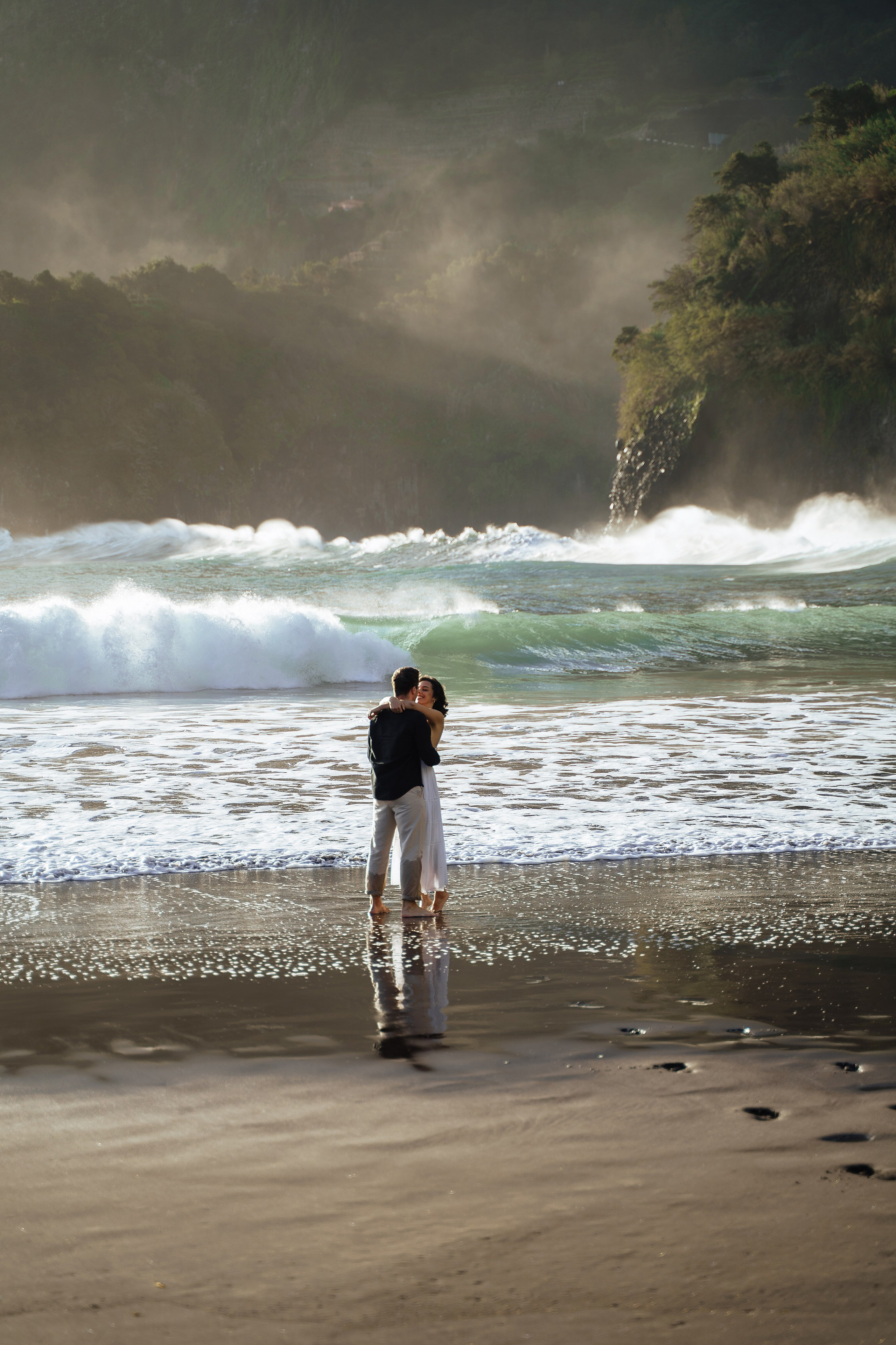 Morning Love Story Photoshoot on Seixal Beach | Madeira Photographer. Your photographer in Madeira
