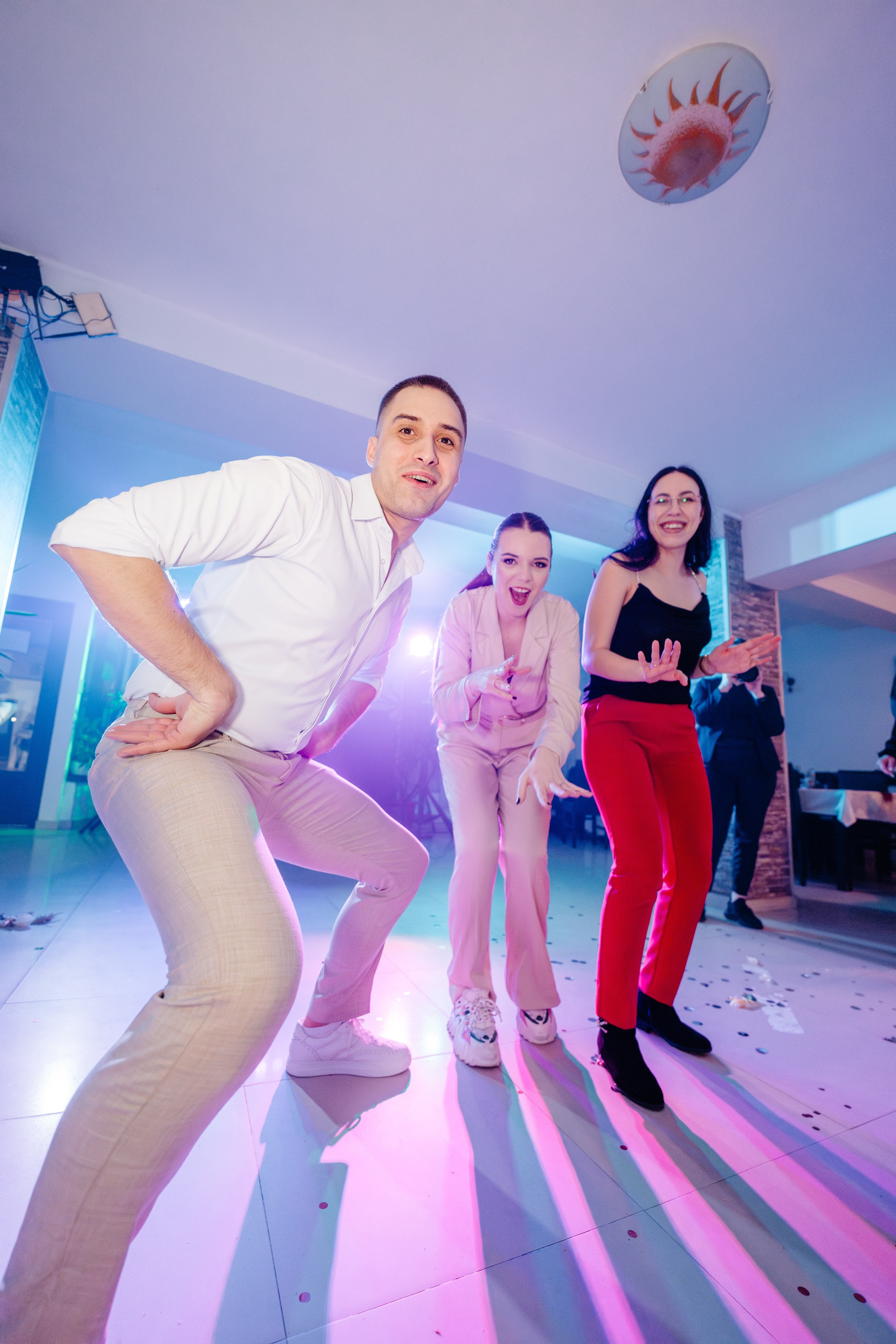 Luca Stefan. Raw Studio. Fotograful tau de nunta!