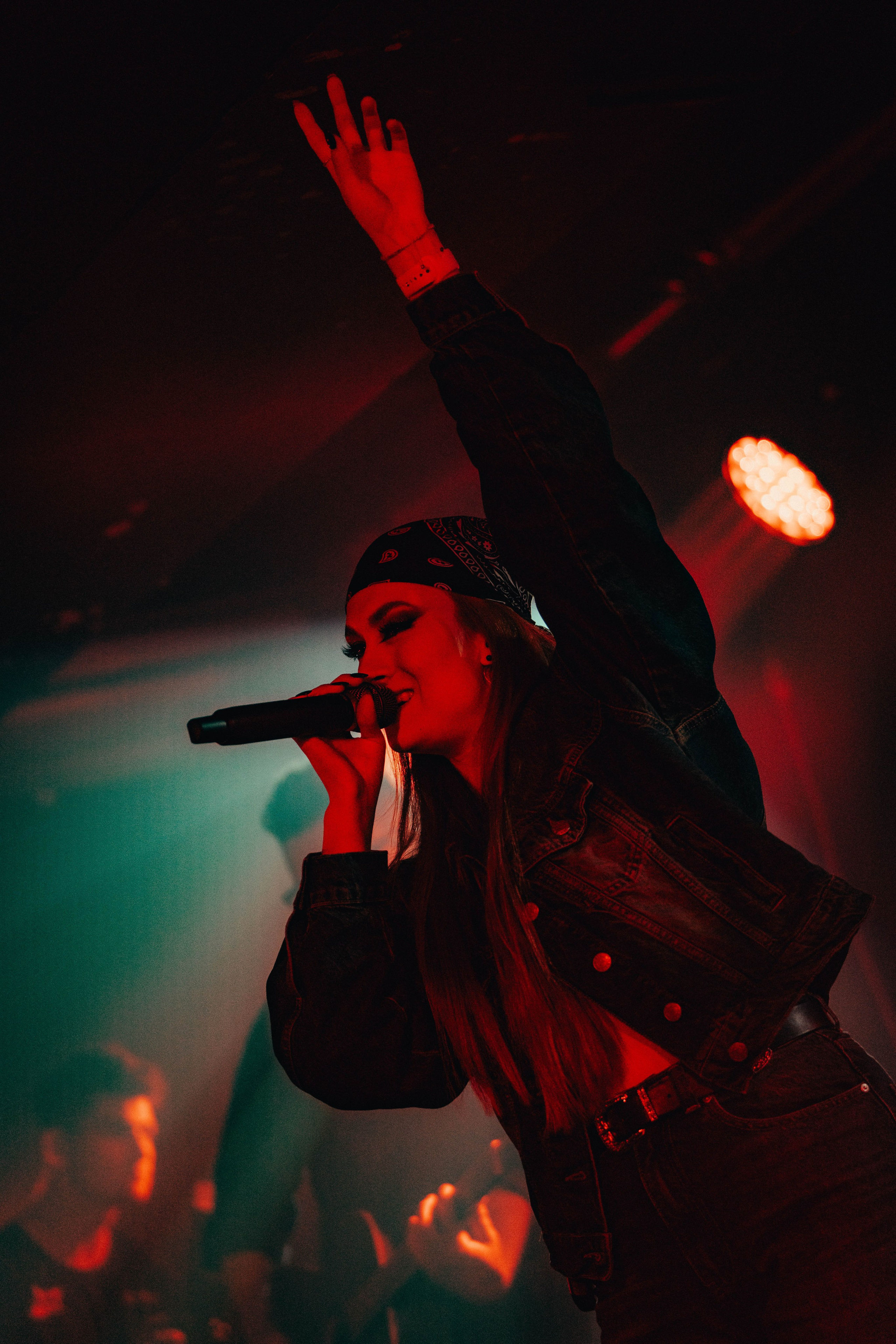 Marie Rezlerova. Rock Cafe. Concert and portrait photographer in Prague