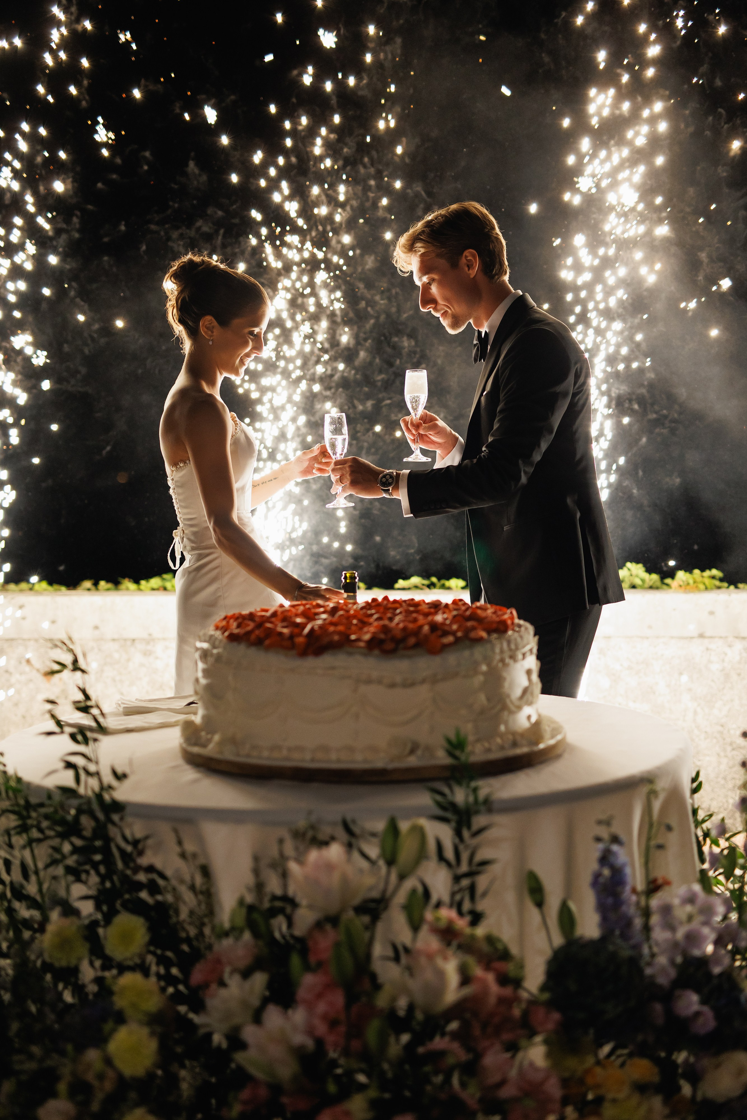 Wedding Photographer Lake Maggiore Como Italy. Wedding Photographer Rome Tuscany Como Sicily Puglia Amalfy Italy- Oksana Savenchuk