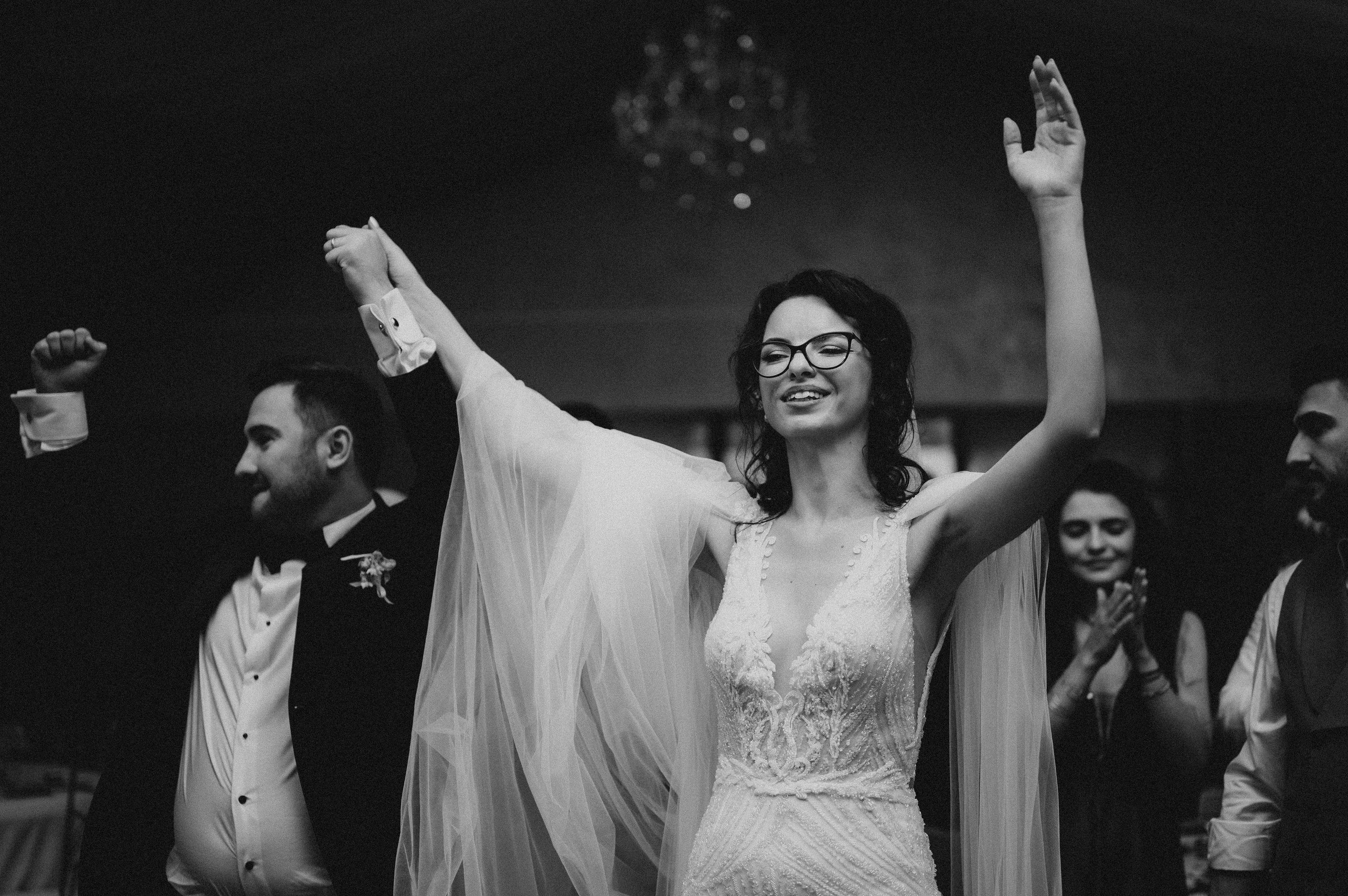 Fotograf Nunta Bucuresti la Baroque Events and Garden. Proud Vision Weddings | Wedding Photography & Film — Servicii profesionale Foto Video Nunta Iasi