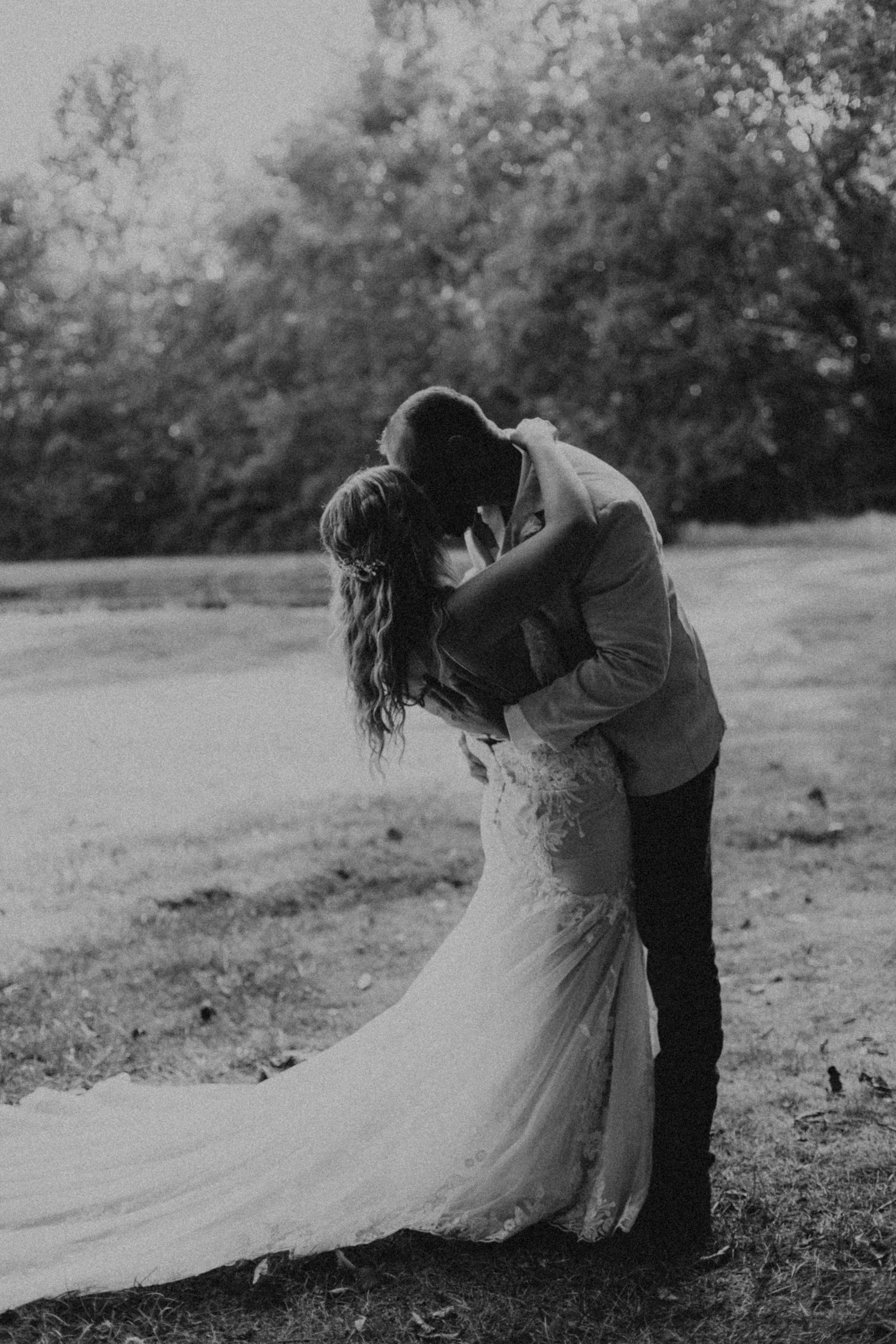 Blake & Stacy (KY). CAPTURED BY SHANKS PHOTOGRAPHY