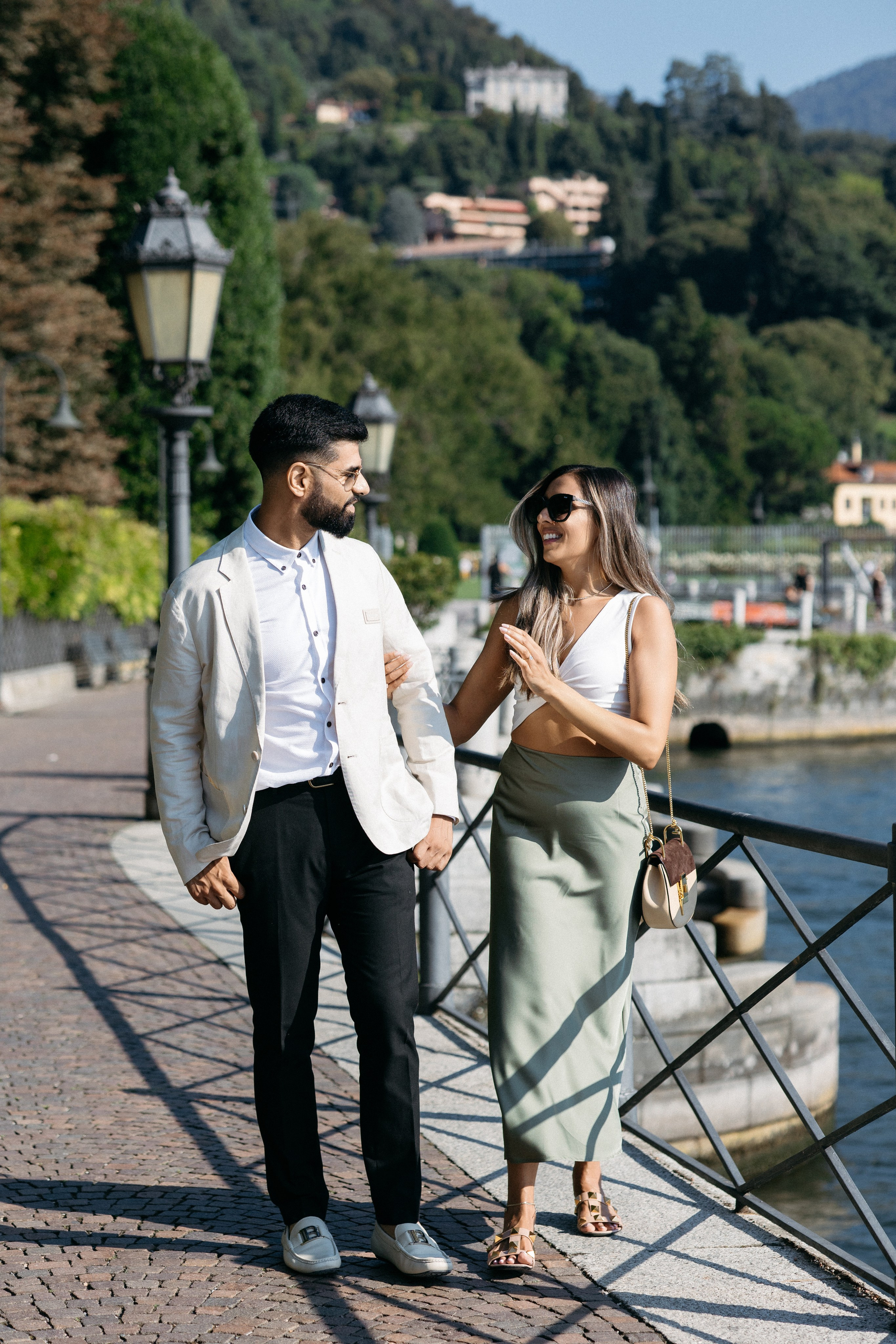 She said yes 💍. Wedding photographer in Italy