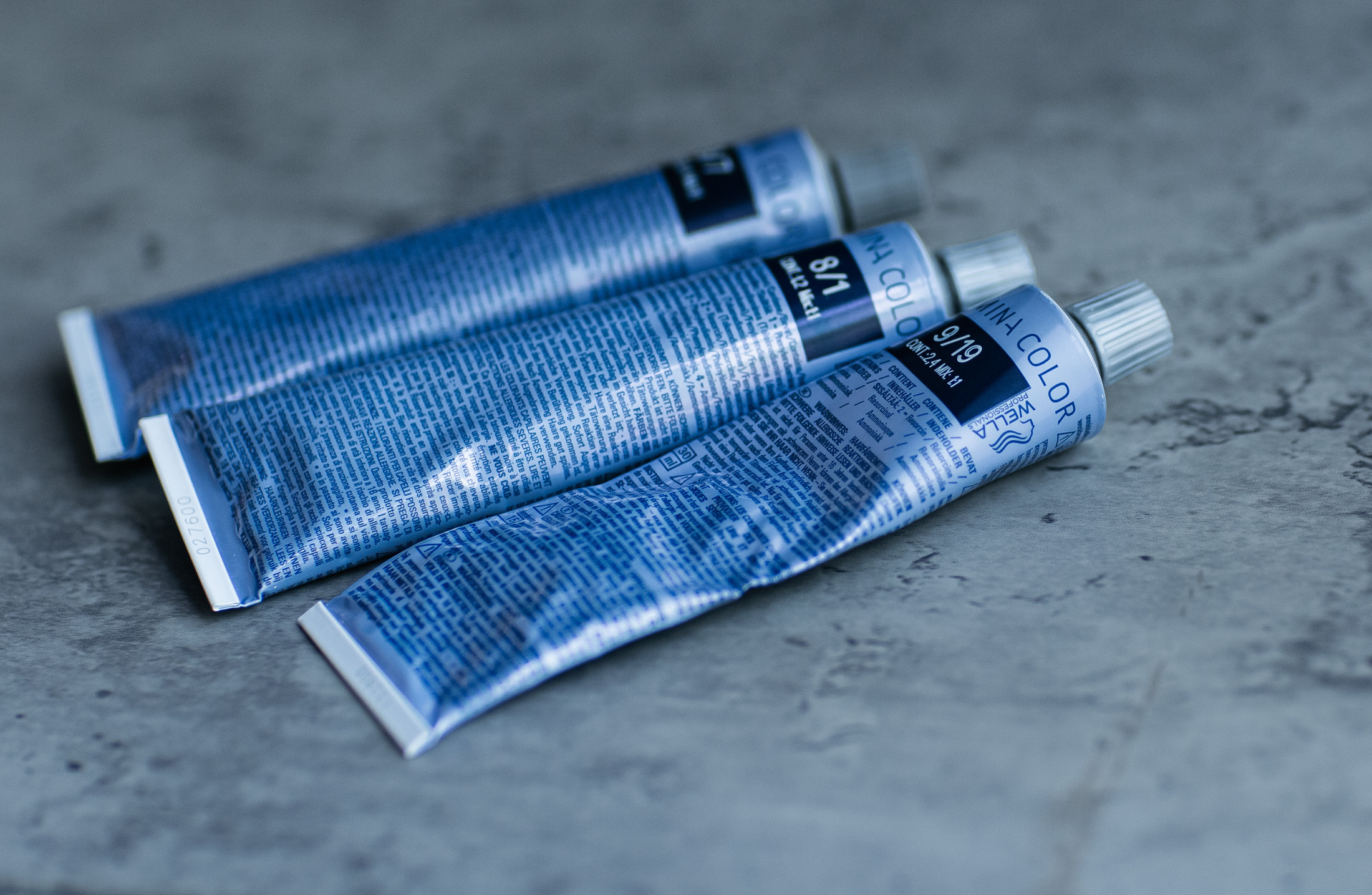 OXANA — H A I R D R E S S E R. Main