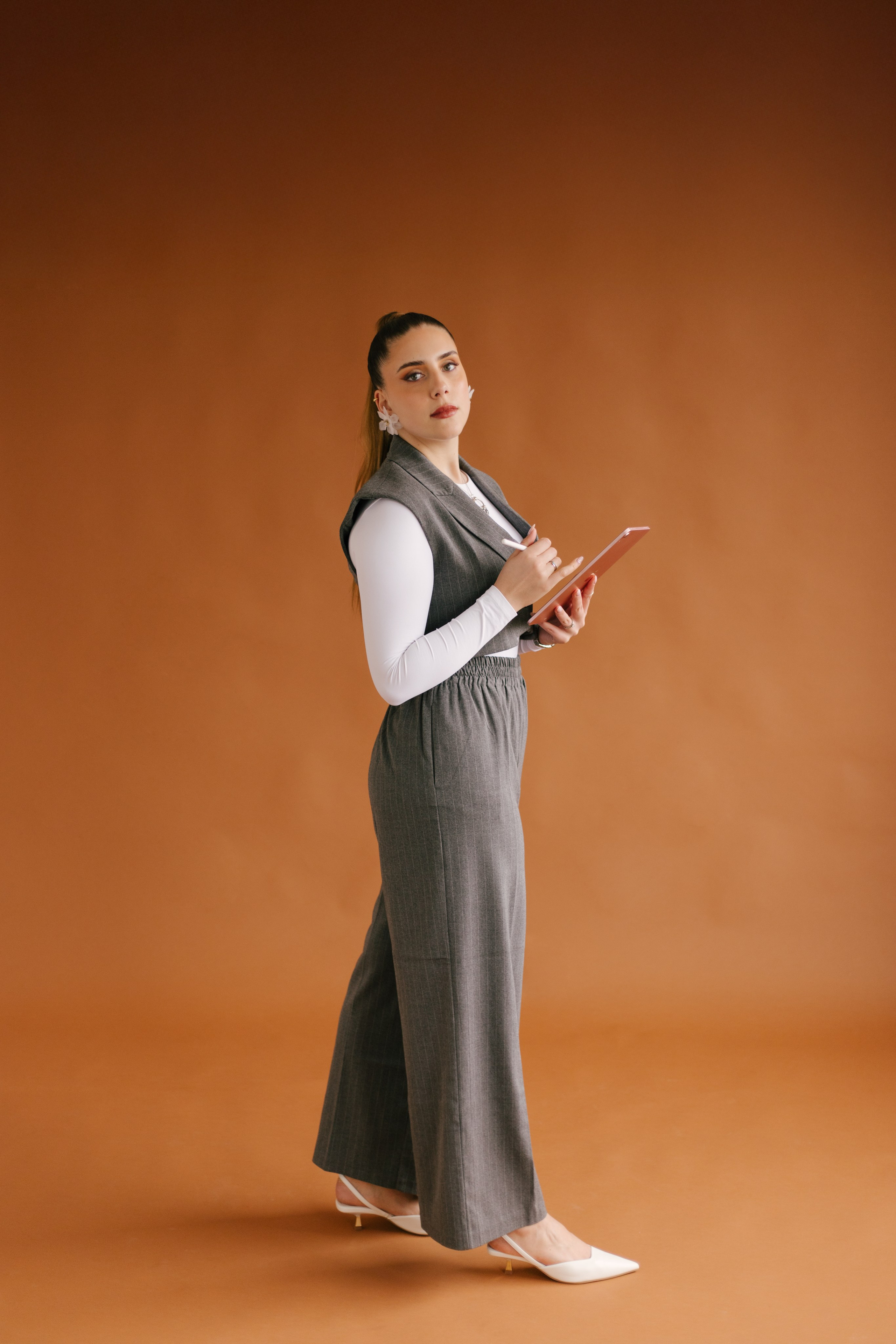 Adriana Silvestre. Davi Valente