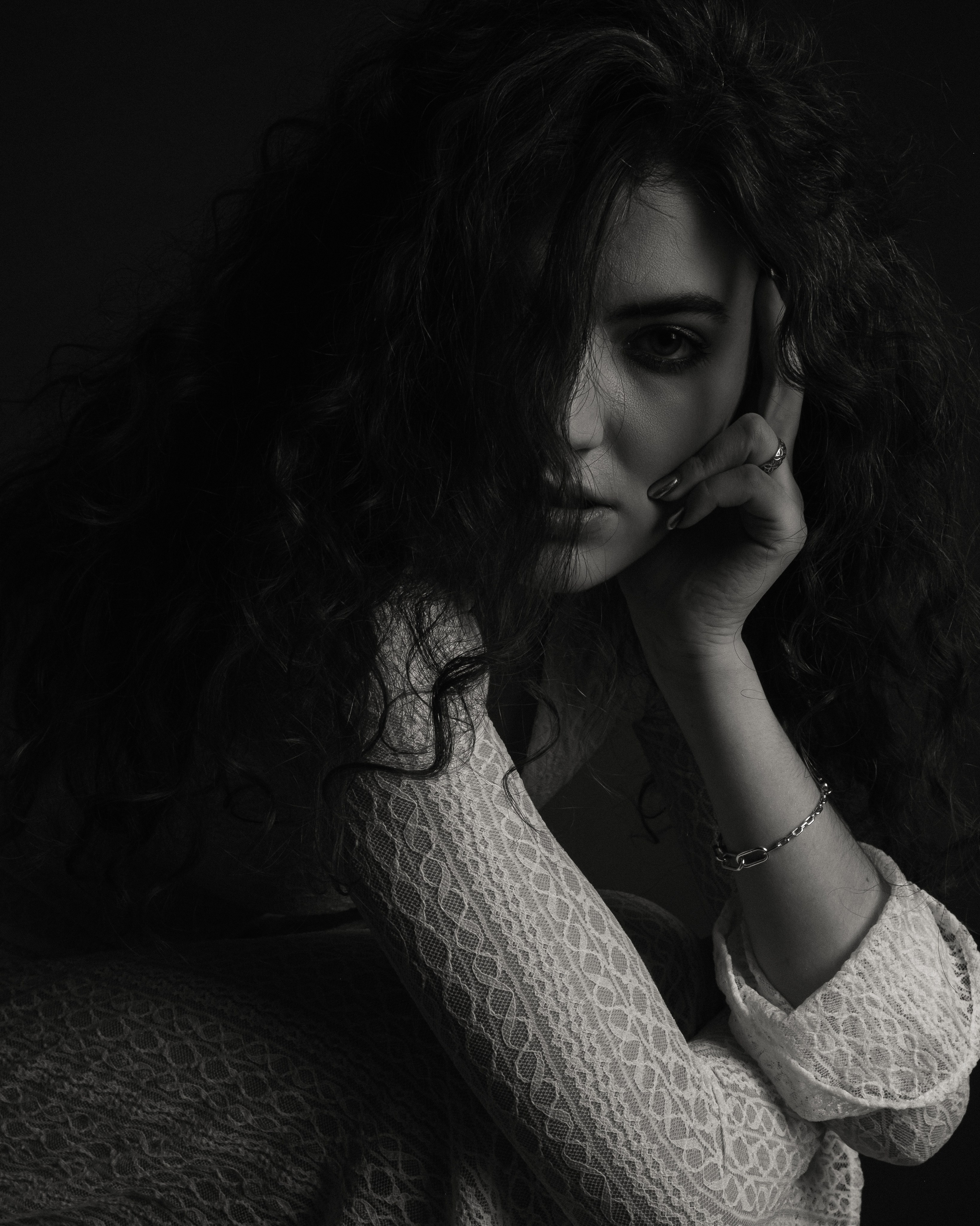 Female portrait. MAIN