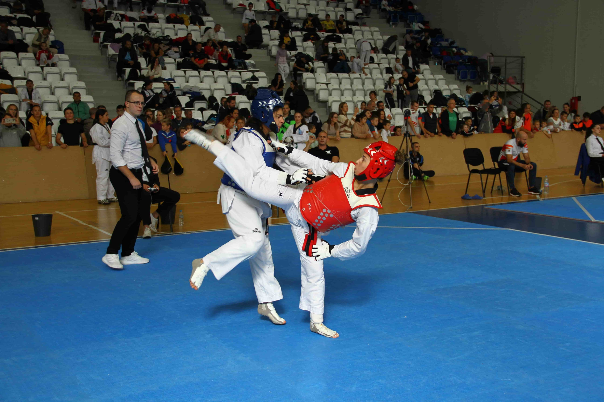 2024-10-19, ТАЕКУОНДО, Дупница. СПОРТНА ФОТОГРАФИЯ | ПОРТРЕТНА | РЕПОРТАЖНА