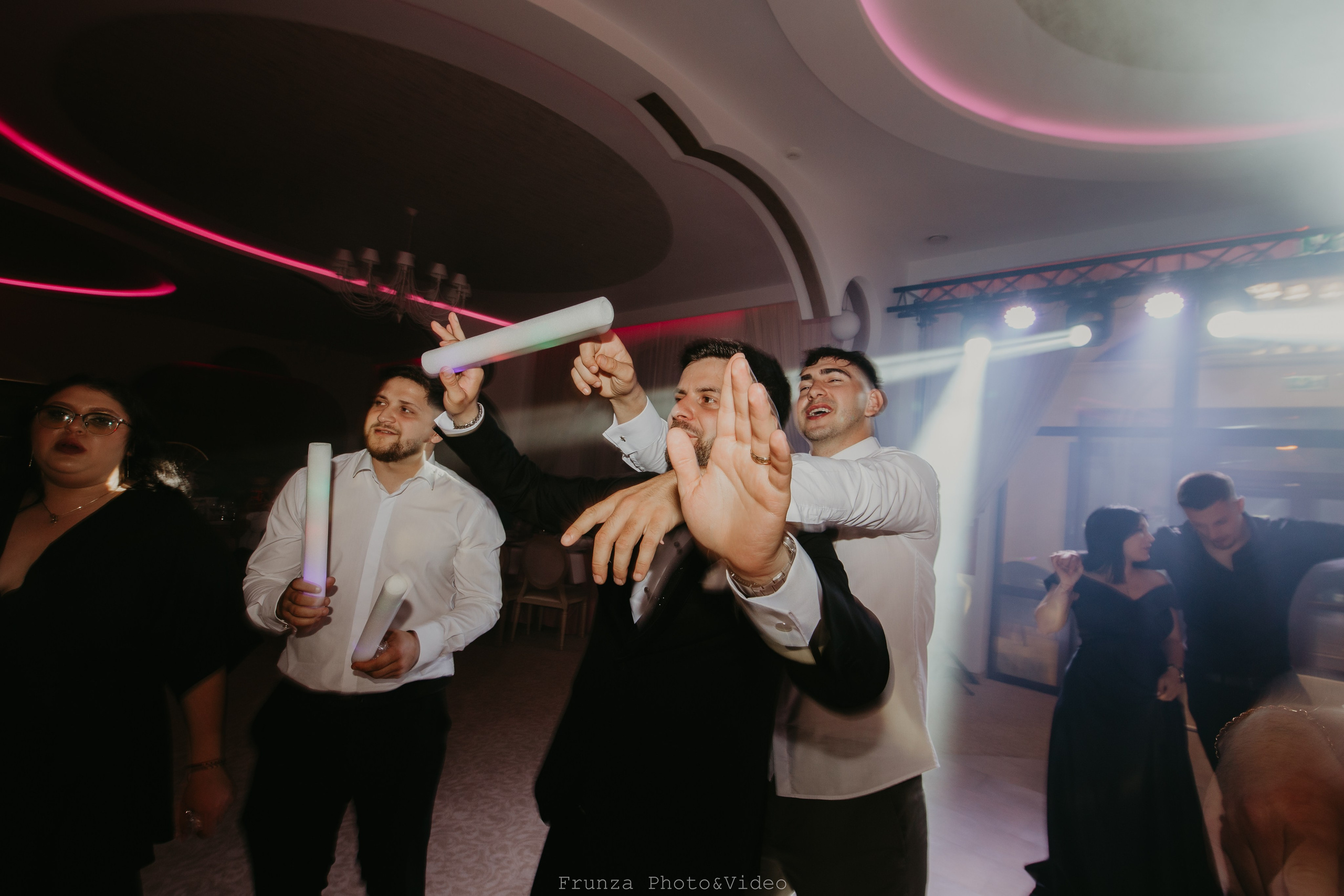 Ionut & Alexandra / Complete Wedding Day. Foto / Video nunta Deva, Hunedoara