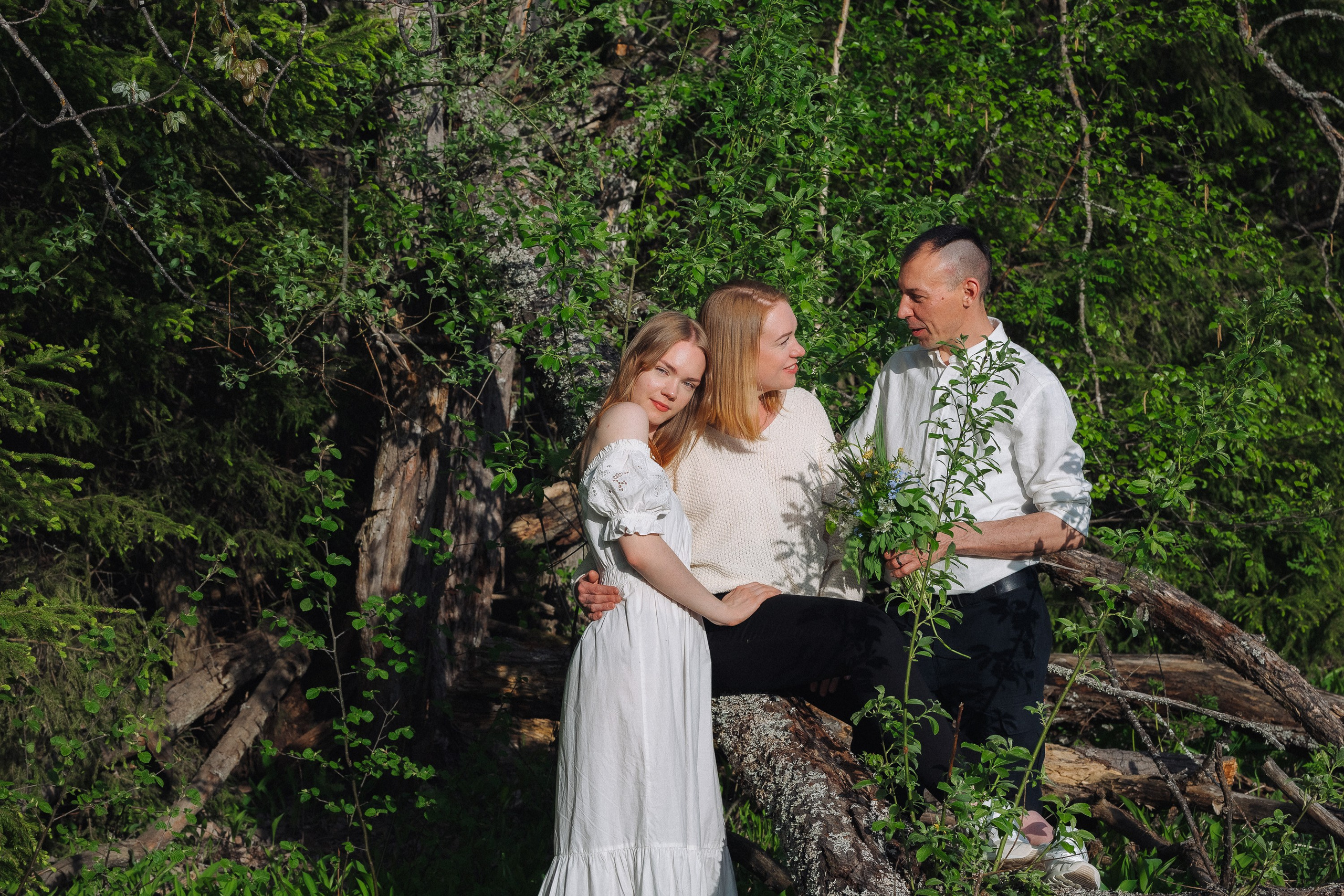 Haluan lahjaksi perhekuvauksen!. Valokuvaaja Lahti, Helsinki Elena Salonen