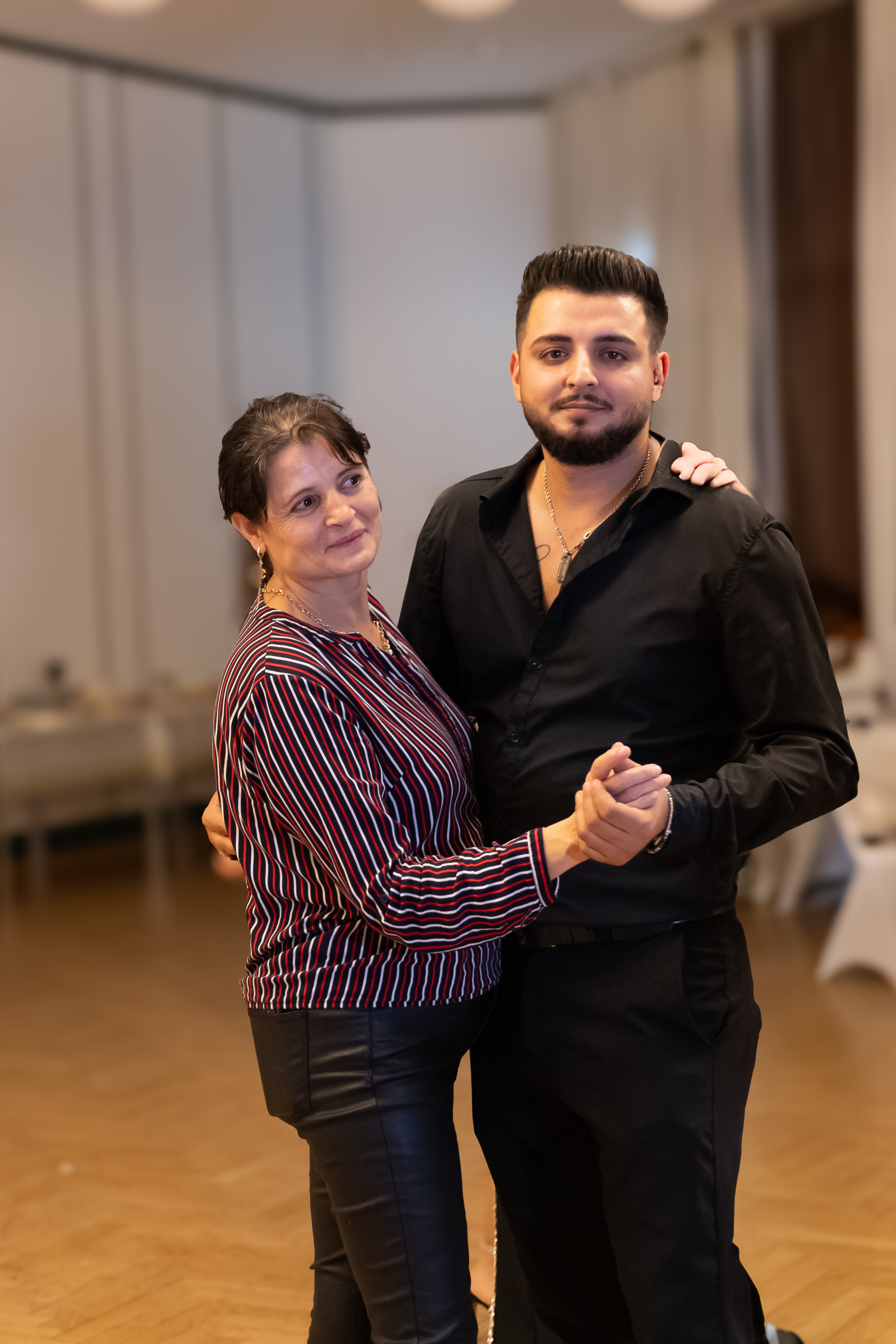 Denisa 18 Ani Majorat