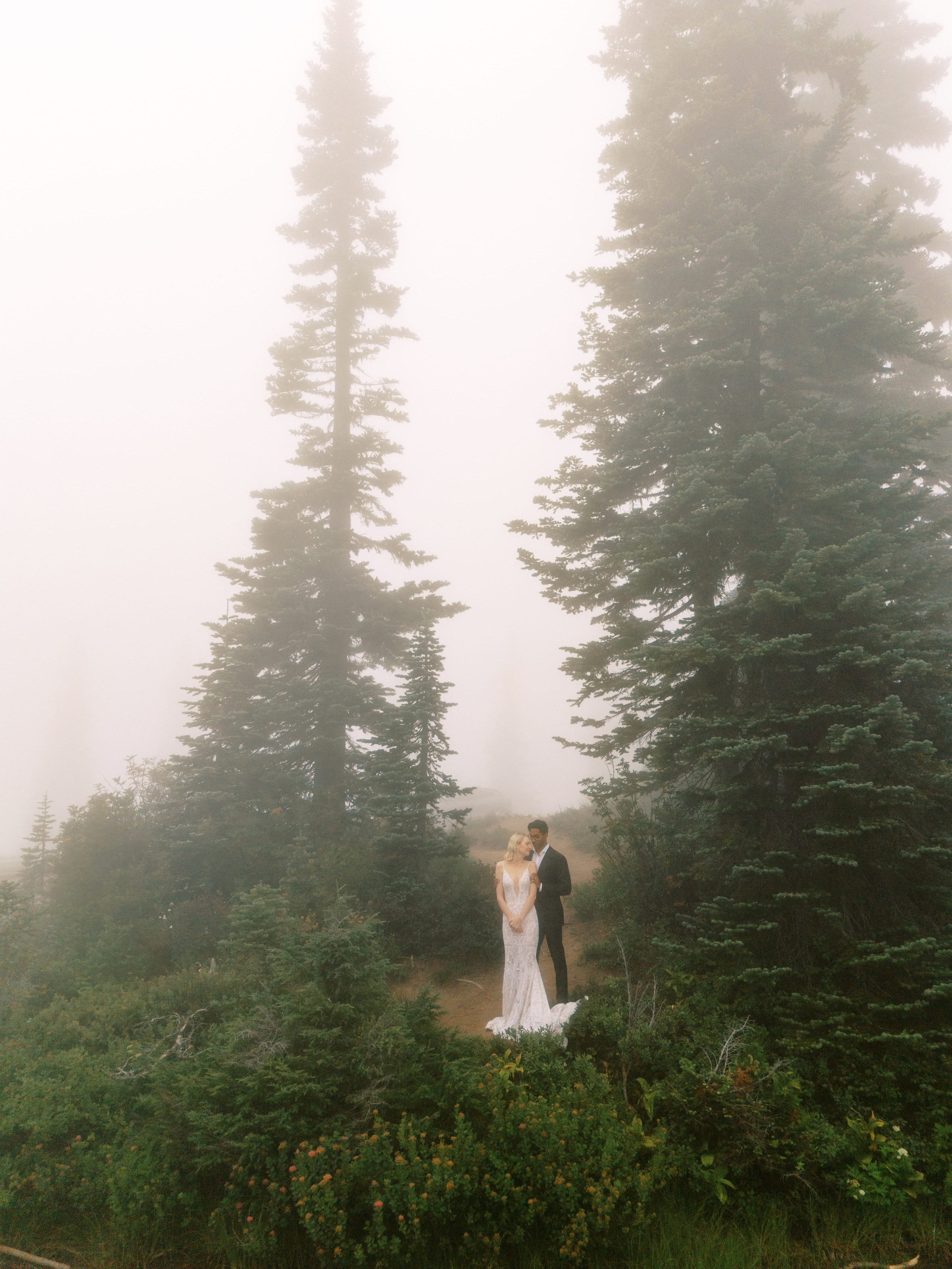 Rachel & Ryan Wedding photoshoot. August 2024. Little Tipsoo Lake, WA Day 2. EVAN ARISTOV WEDDING PHOTOGRAPHY — Seattle Wedding Photographer