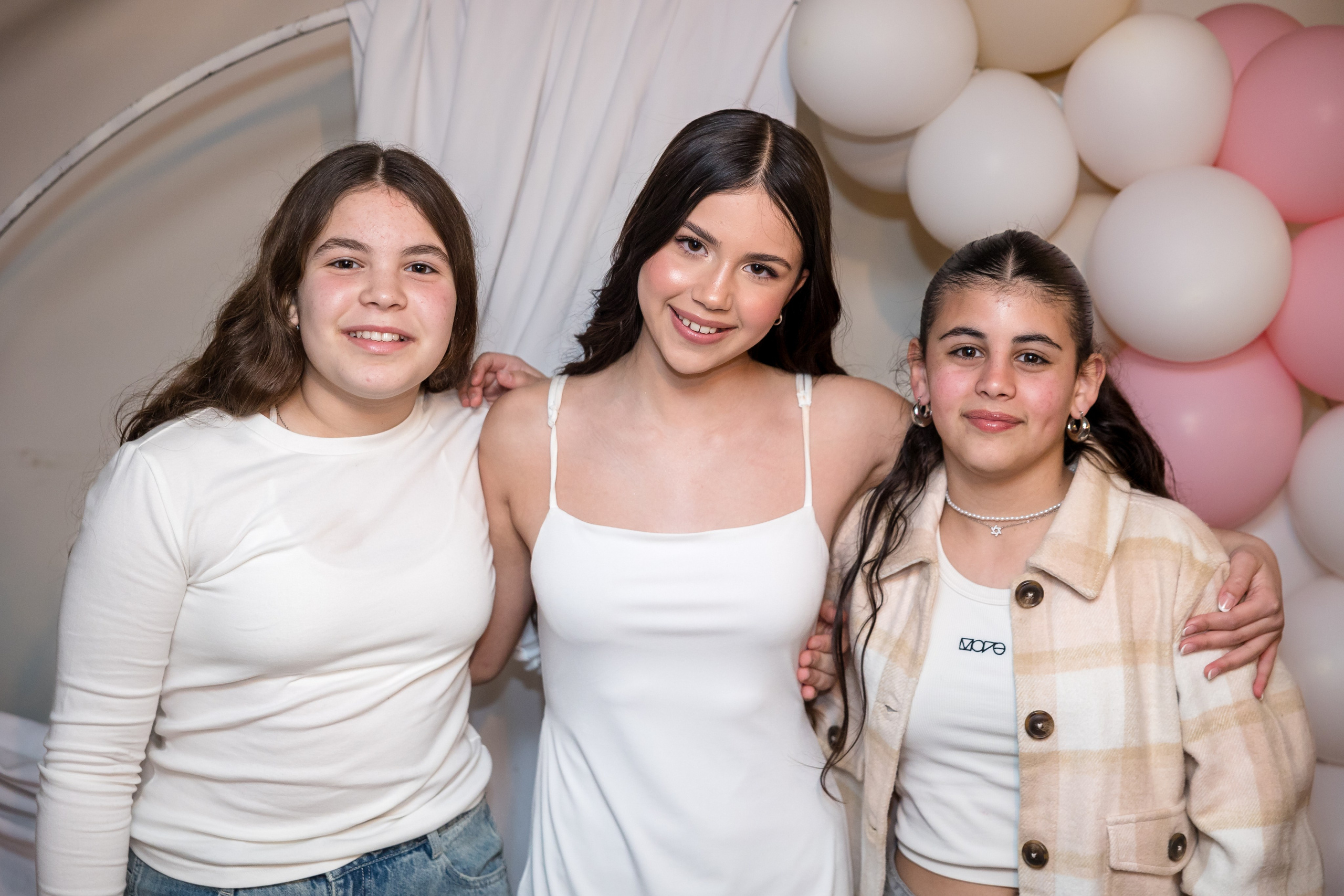 Noya. AMIR BUCHNIK PHOTOGRAPHER