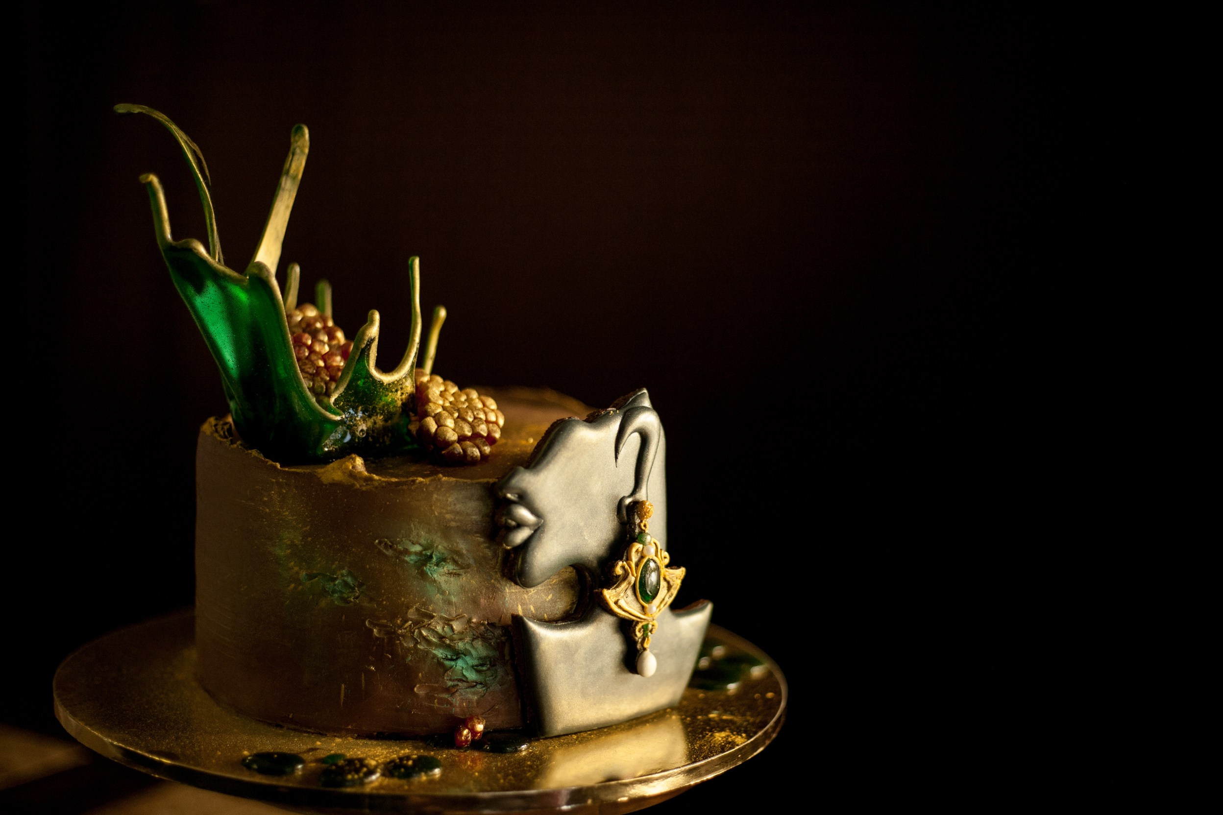 PRODUCT PHOTOGRAPHY. Lero Photographer and a set designer|individual custom portrait and advertising photography in Zutphen