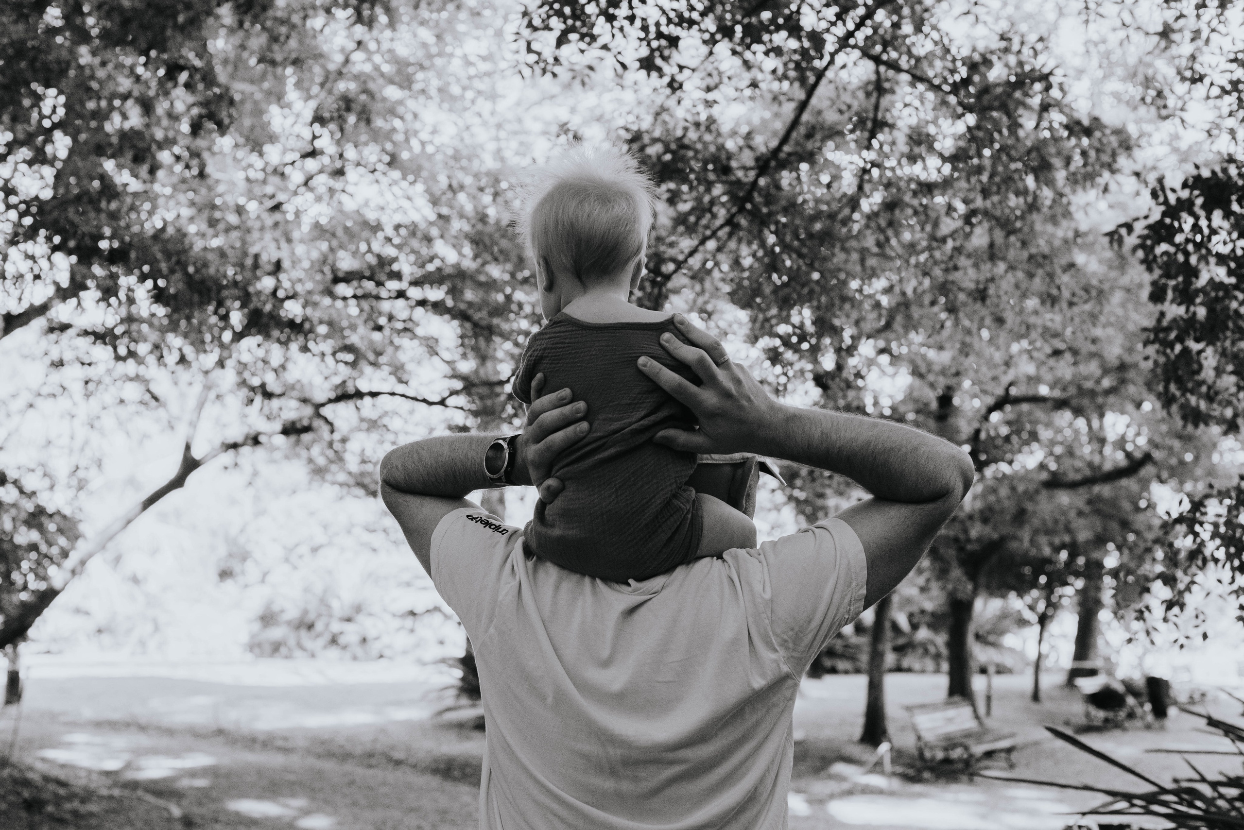 The day they turned one. Photographer @elmirkami in the city of Buenos Aires