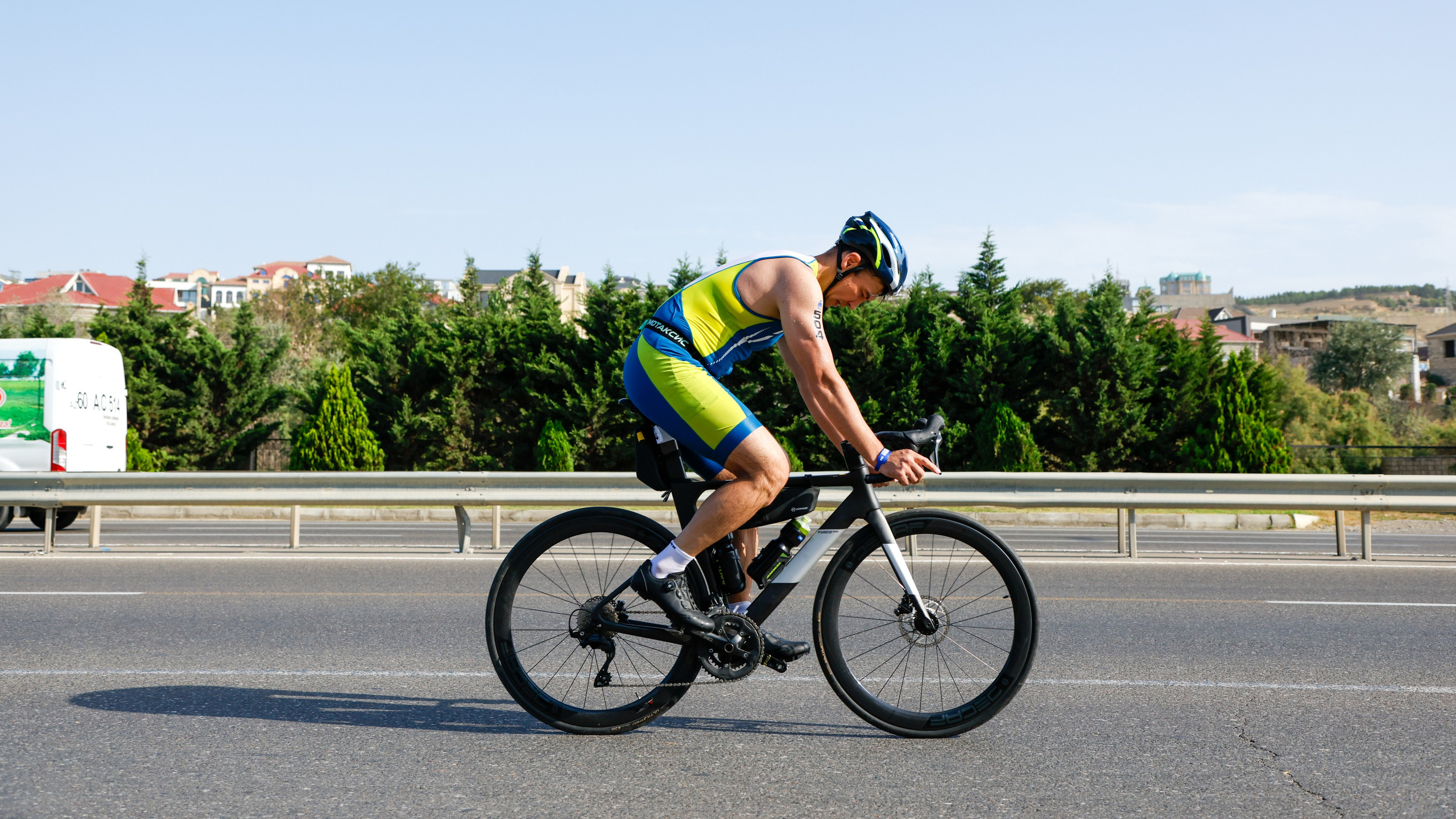 IRONMAN 70.3 Bicycle. Commercial, Event, Sport, Food and Product Photographer
