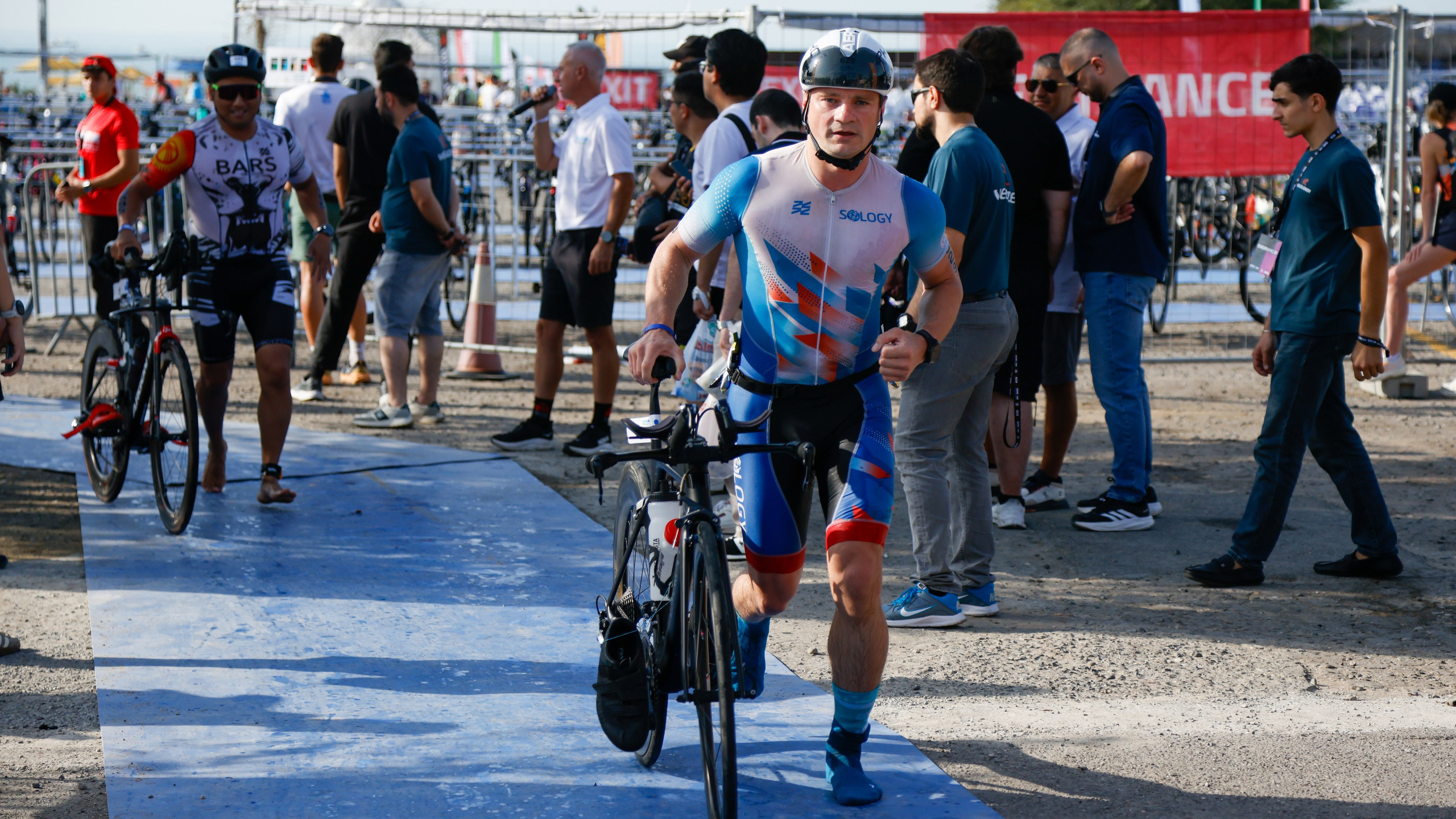 IRONMAN 70.3 Bicycle. Commercial, Event, Sport, Food and Product Photographer