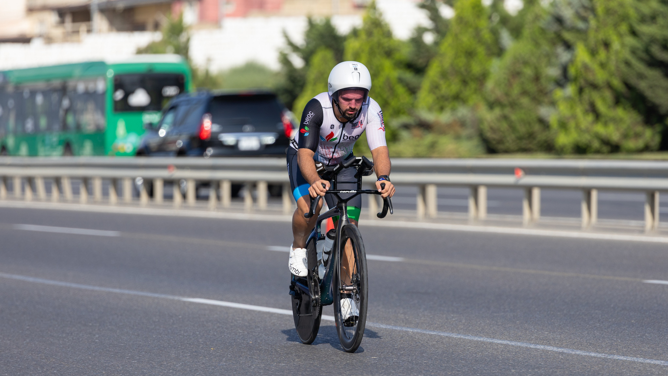 IRONMAN 70.3 Bicycle. Commercial, Event, Sport, Food and Product Photographer
